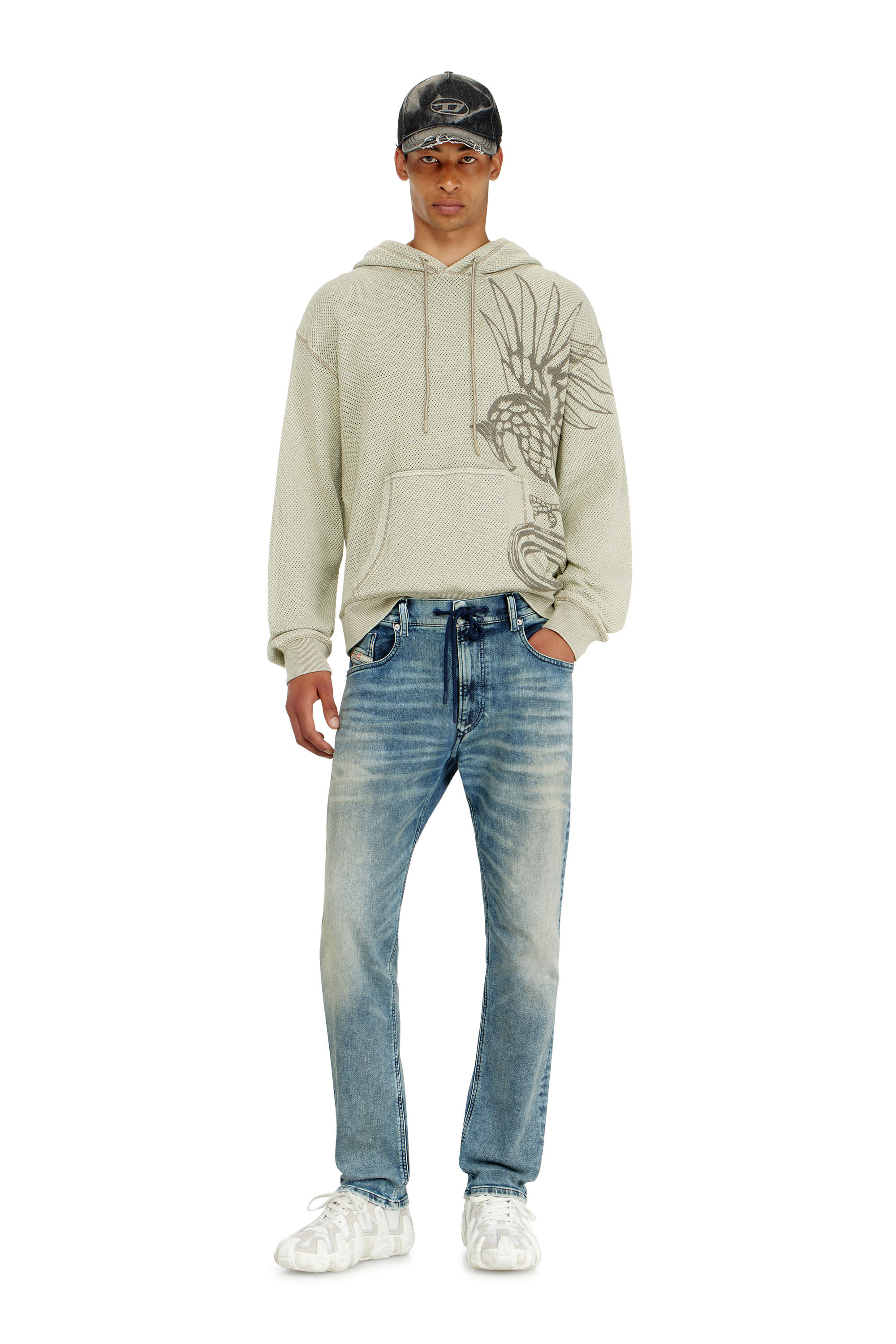 Diesel - Regular 2032 D-Krooley Joggjeans&reg; 09N63 Hombre, Azul Claro - 1