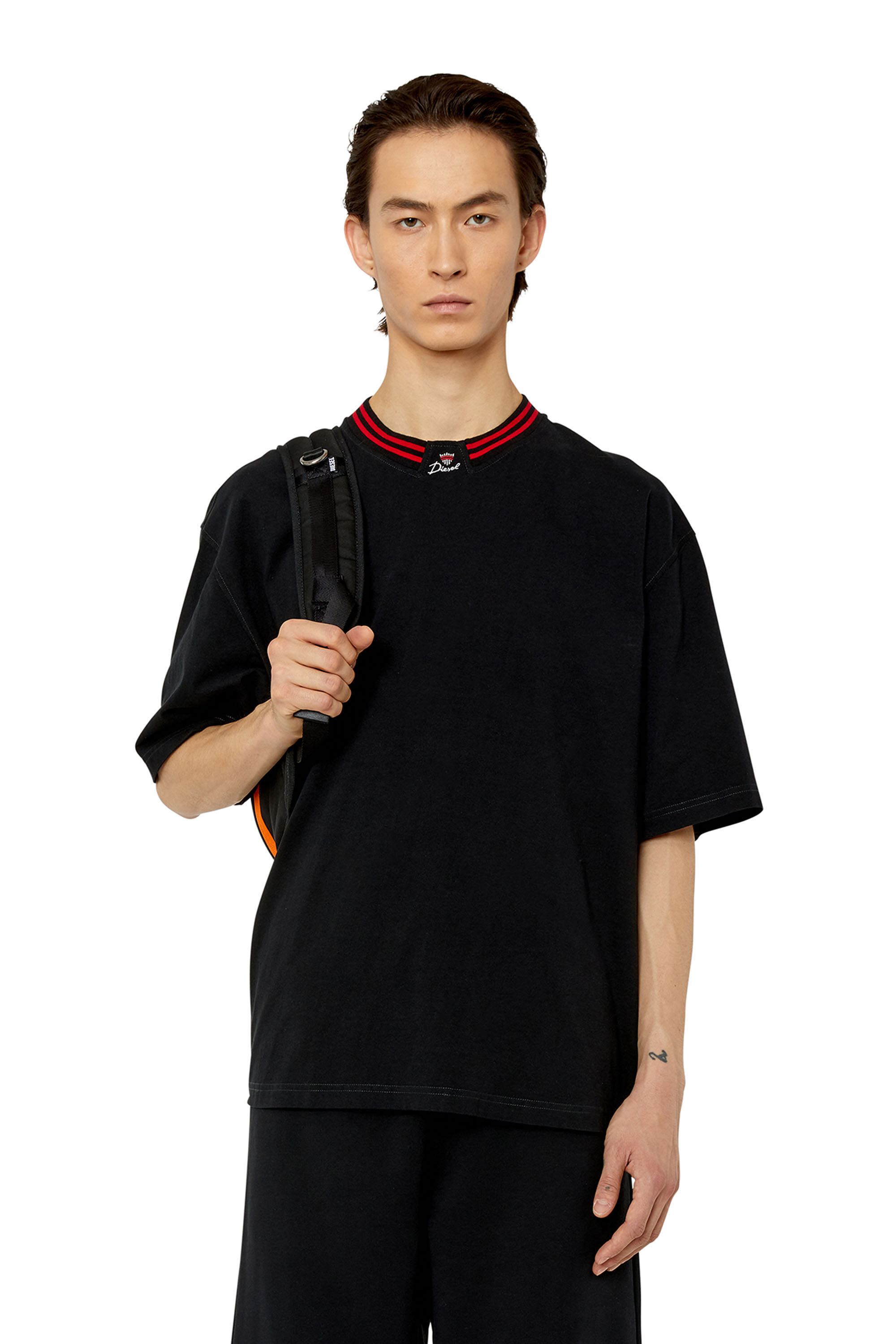 Diesel - T-KROWN, Camiseta con cuello con logotipo Hombre in Negro - 3