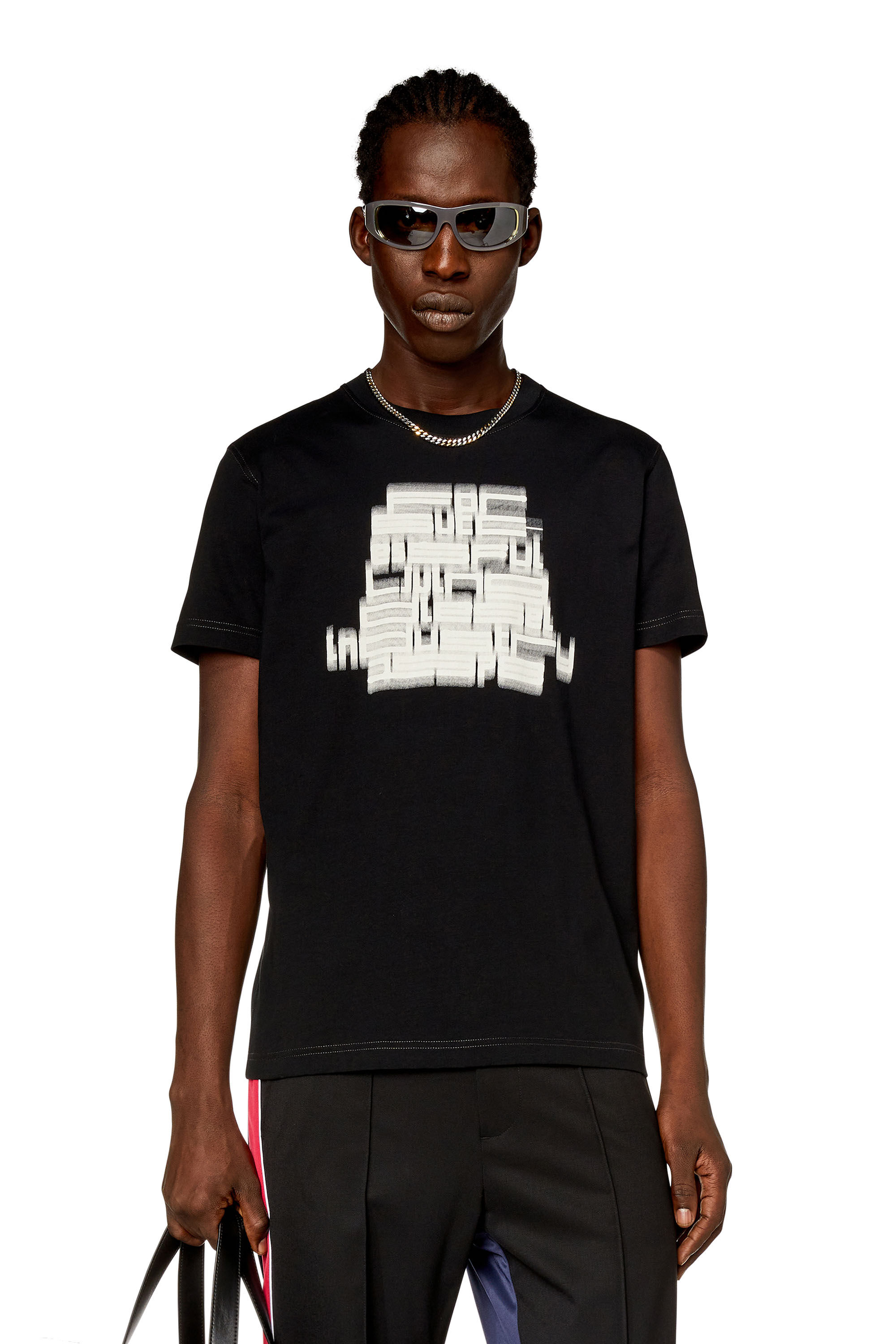 Diesel - T-DIEGOR-N1, Camiseta con estampado borroso For Successful Living Hombre in Negro - 3