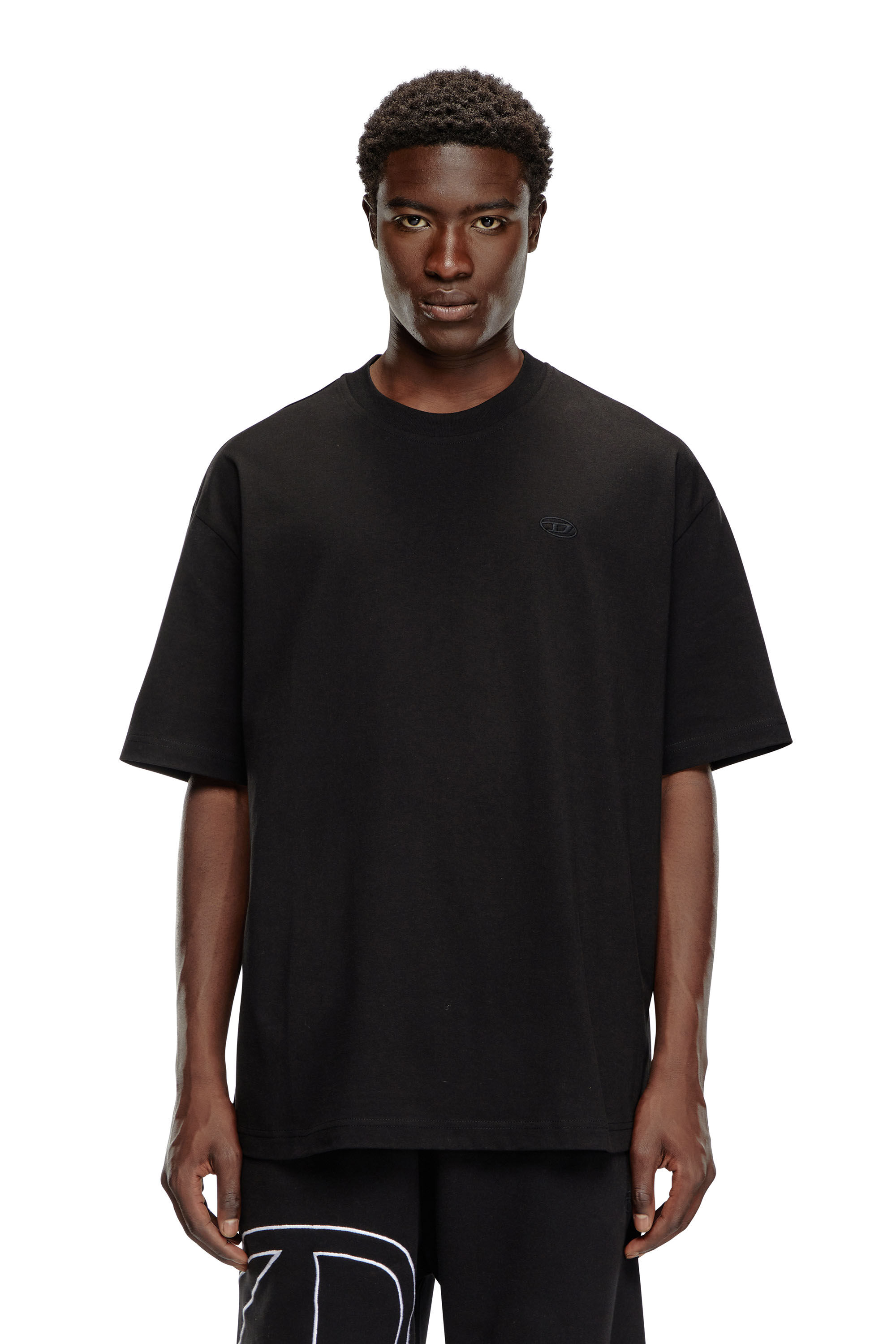 Diesel - T-BOGGY-MEGOVAL-D, Hombre Camiseta con bordado oval D grande in Negro - Image 4