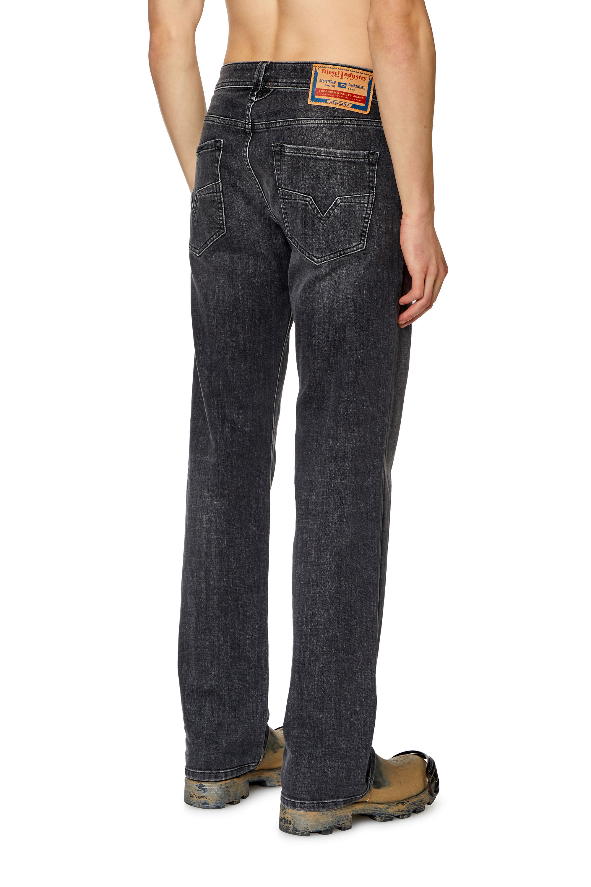 Diesel - Straight Jeans 1985 Larkee 09H29, Negro/Gris oscuro - Image 4