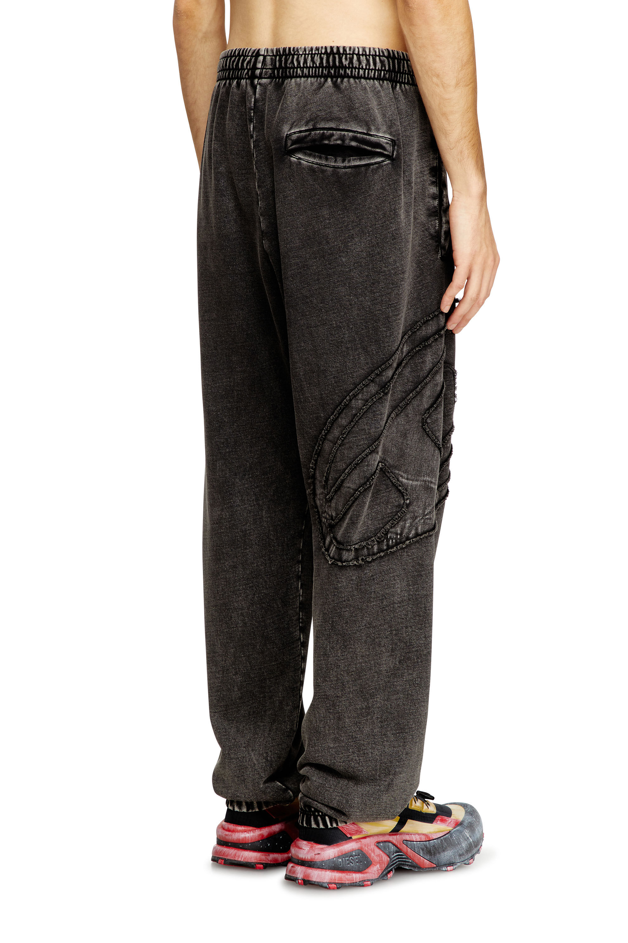 Diesel - P-MARKY-DEN, Pantalones de chándal de algodón orgánico con parche Oval D Hombre in ToBeDefined - 4