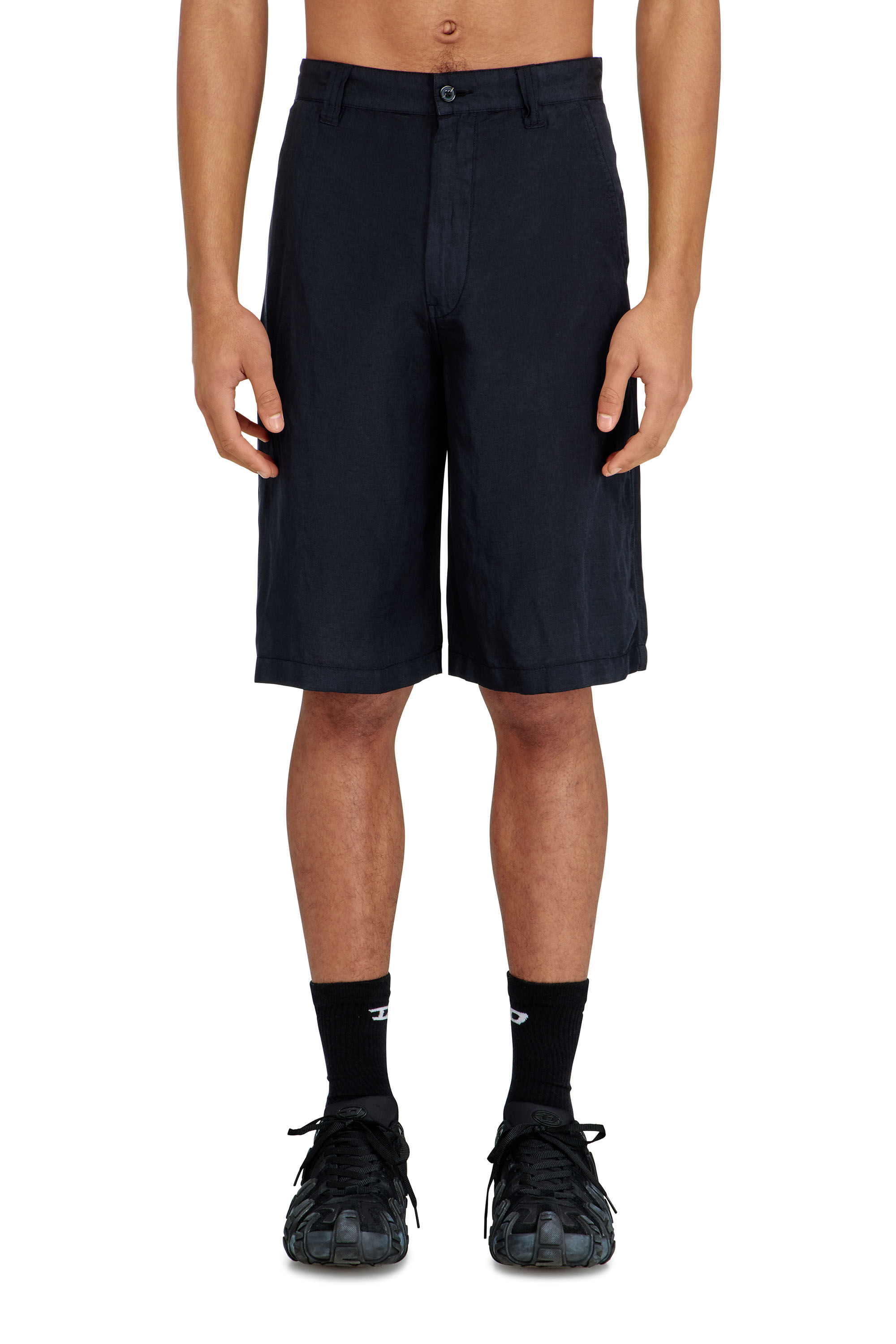 Diesel - P-HANT-CHINO-SHORT-PGBS, Bermudas de lino mezcla te&ntilde;idas en prenda Hombre in Negro - 2