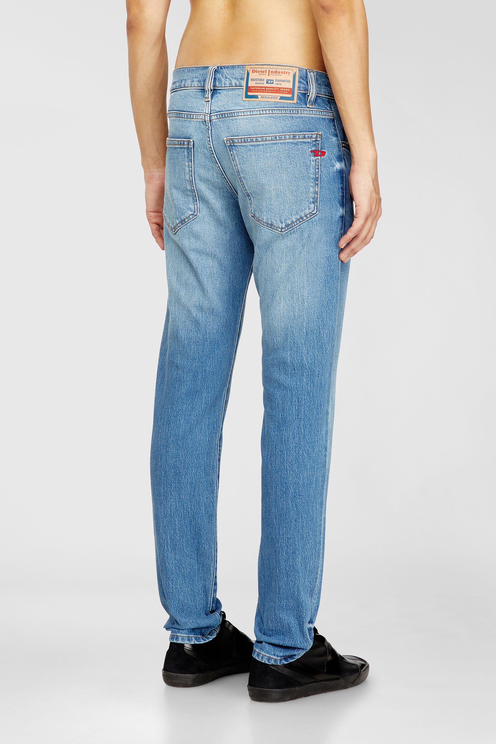 Diesel - Slim Jeans 2019 D-Strukt 0ADBK Hombre, Azul Claro - 3