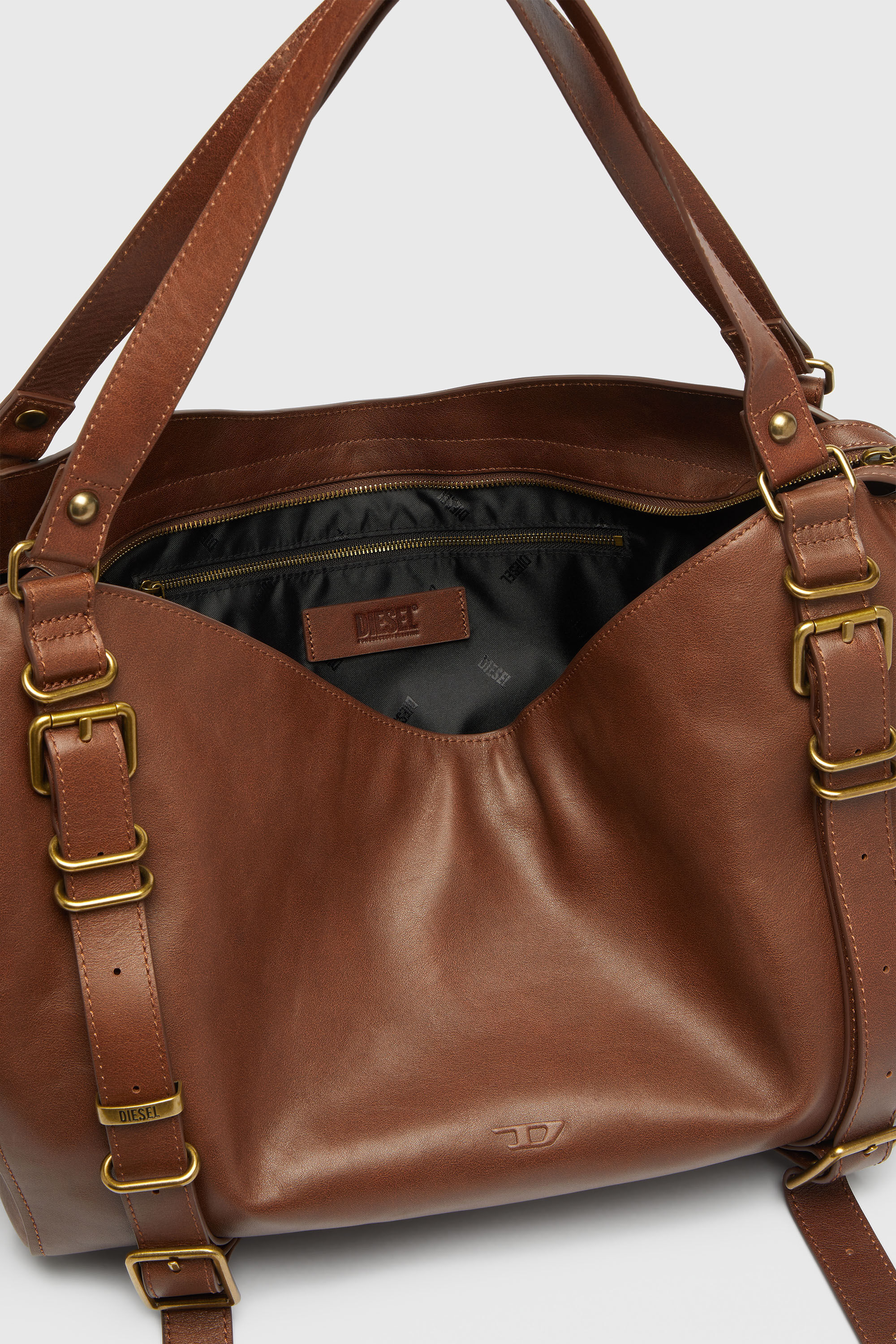 Diesel - D-ONE TOPHANDLE L, D-One-Bolso large con asa superior de piel tratada Unisex in Marr&oacute;n - 4