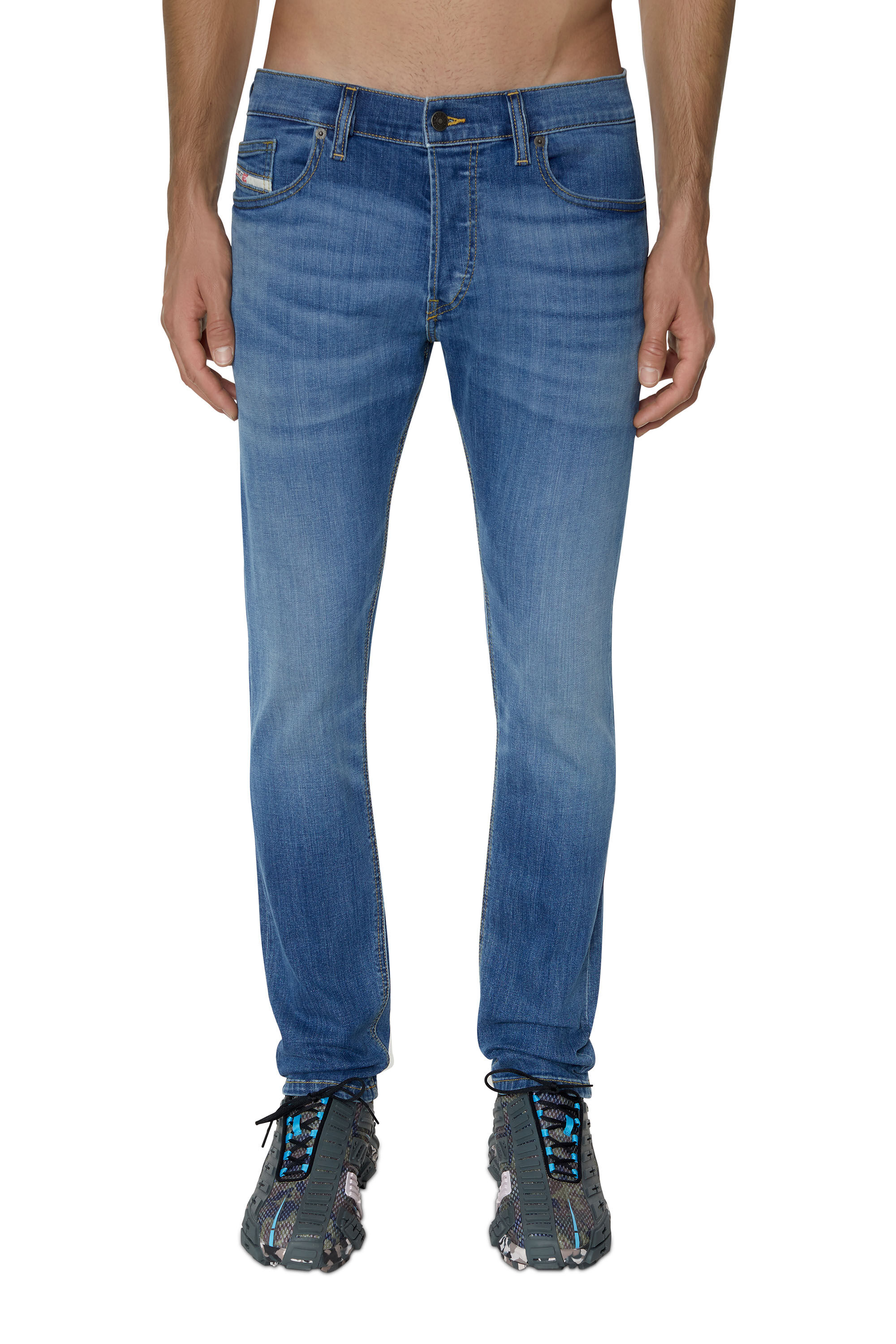 Diesel - D-Luster 0ELAV Slim Jeans, Azul medio - Image 3