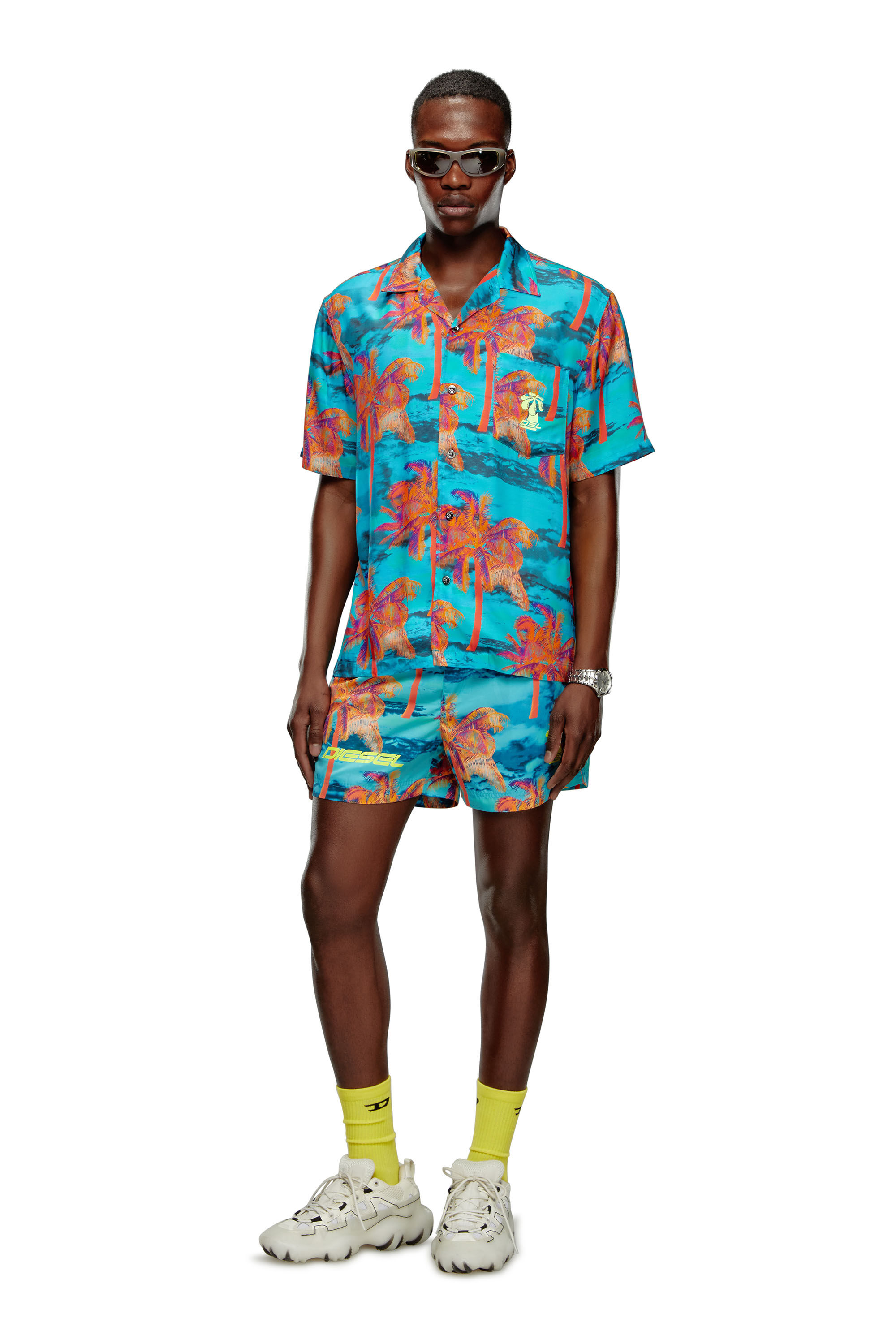 Diesel - BMOWT-ADRIAN, Shorts de baño de longitud media con estampado tie-dye Hombre in Azul marino - 2