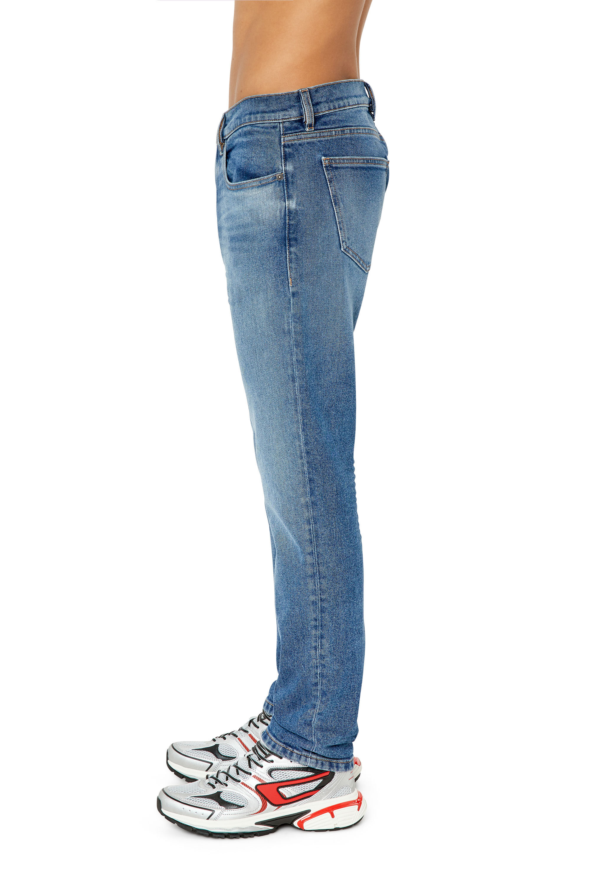 Diesel - 2019 D-Strukt 0NFAJ Slim Jeans, Azul medio - Image 5