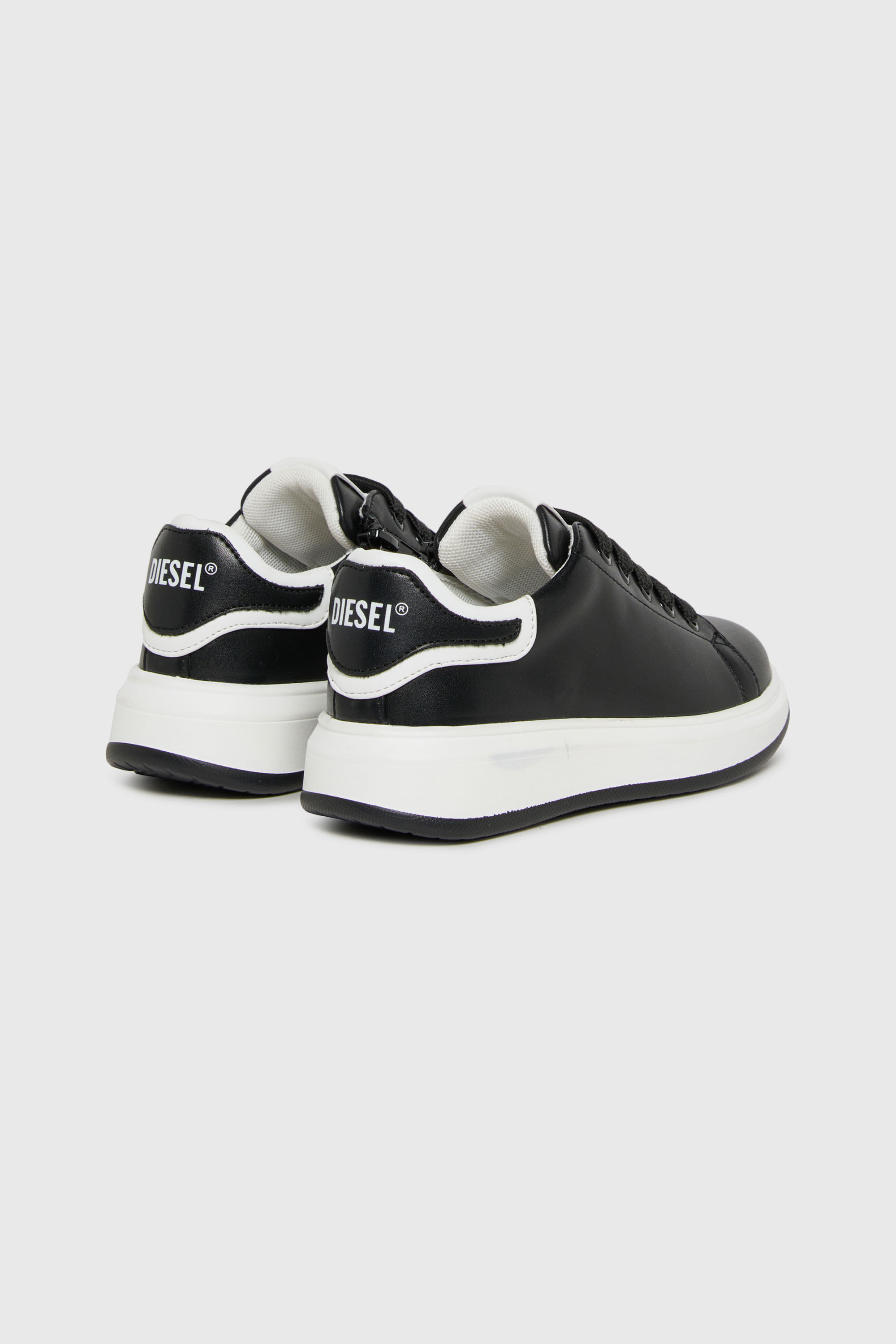 Diesel - S-MEQUIPLA, S-MEQUIPLA-Zapatillas con ribetes en contraste Unisex in Negro - 3