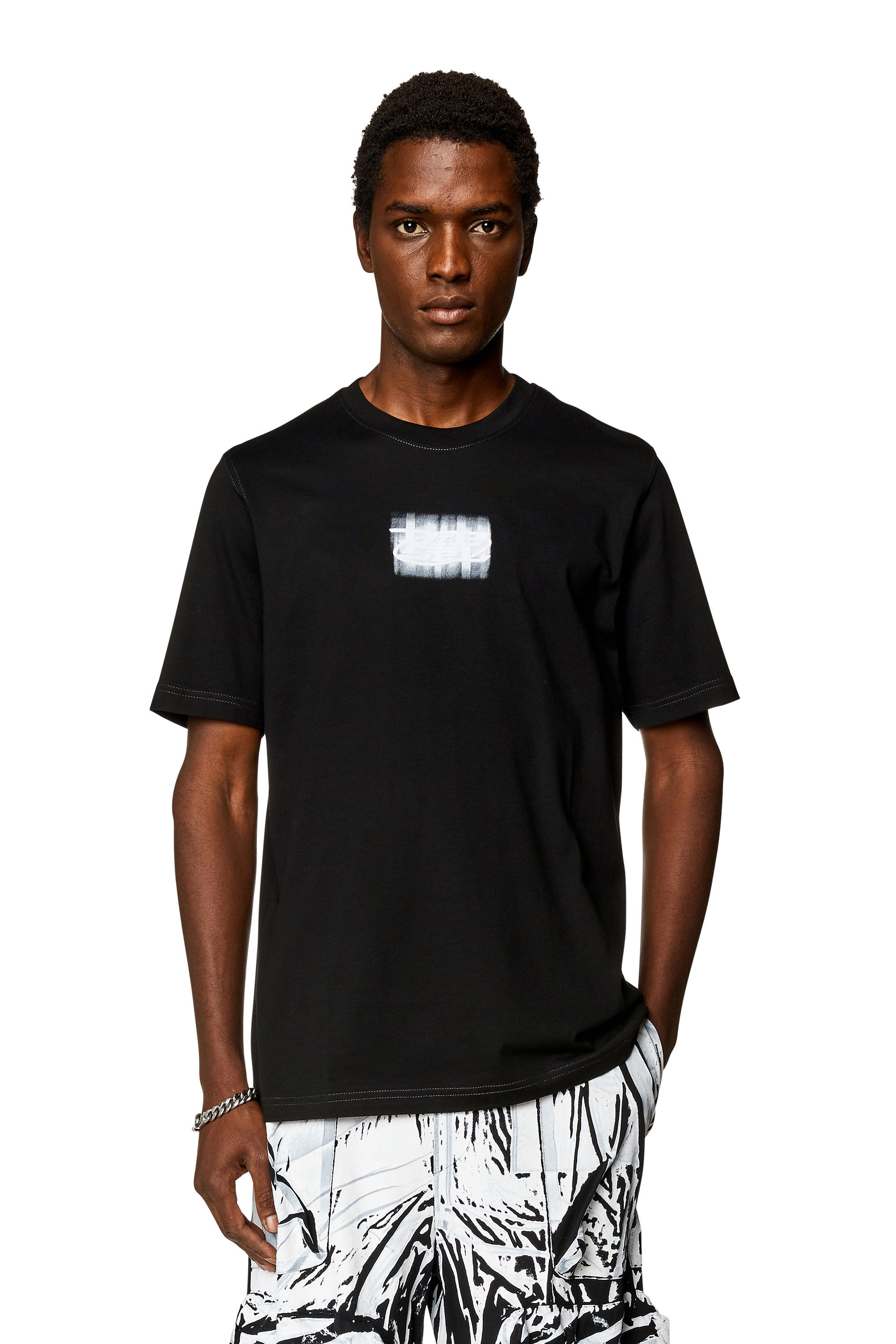 Diesel - T-JUST-N4, Hombre Camiseta de algodón orgánico con logotipo en relieve in Negro - Image 3