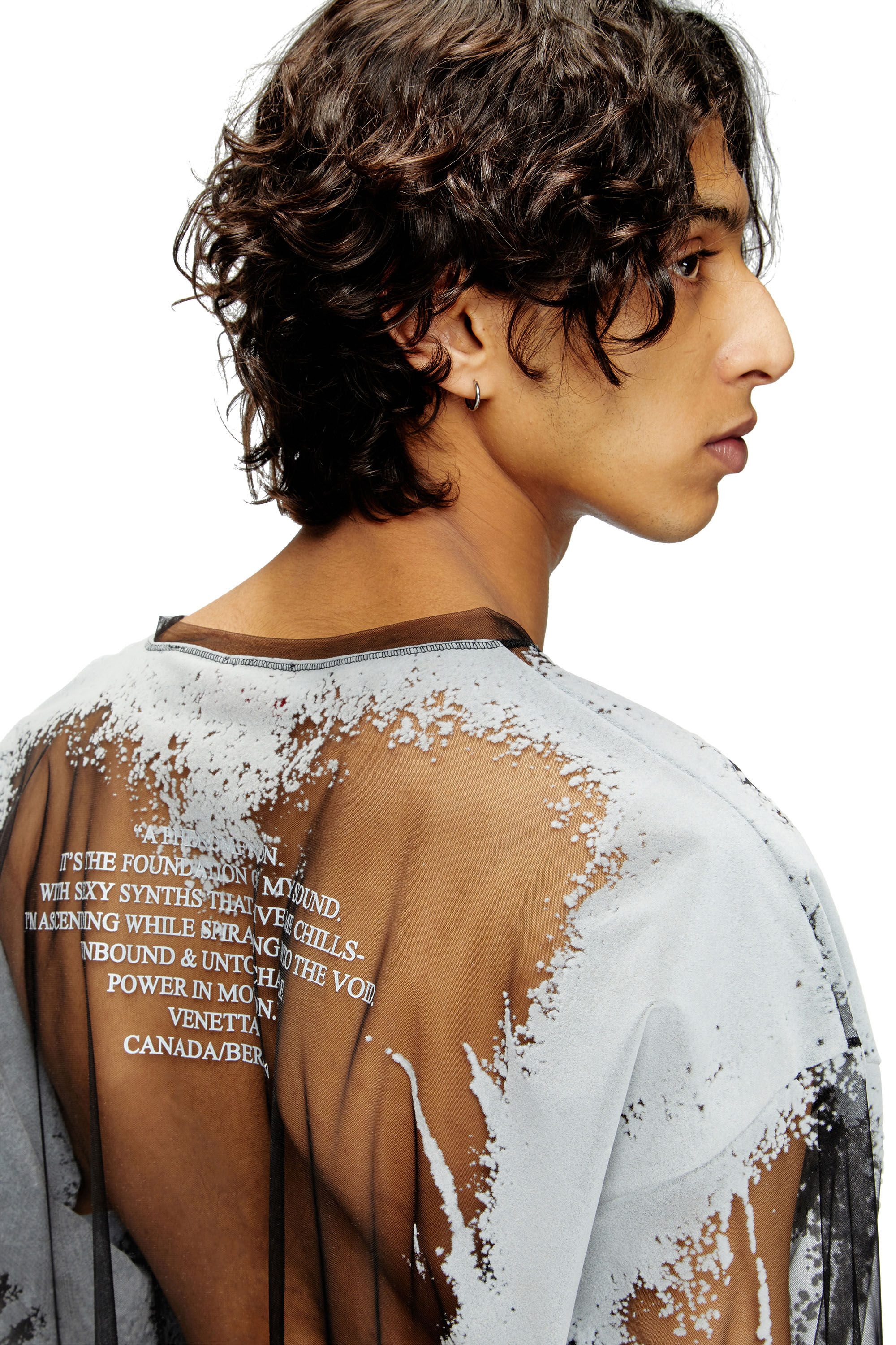 Diesel - T-HASSAN-LS-A, Camiseta de nailon con estampado de letras de canciones y manga larga Unisex in Negro - 5