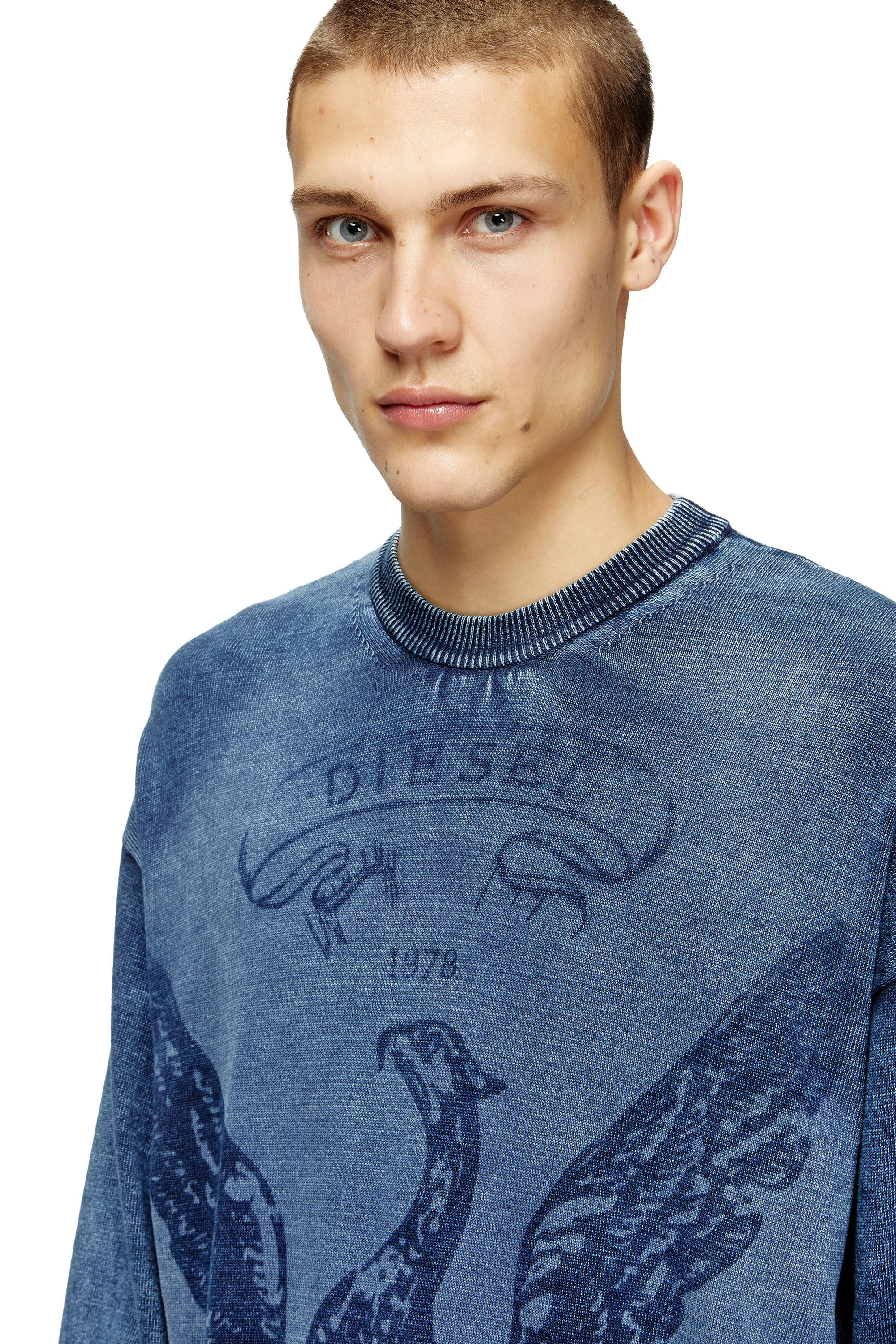 Diesel - K-FENICOL, Suéter índigo con logotipo Phoenix Hombre in Azul marino - 5