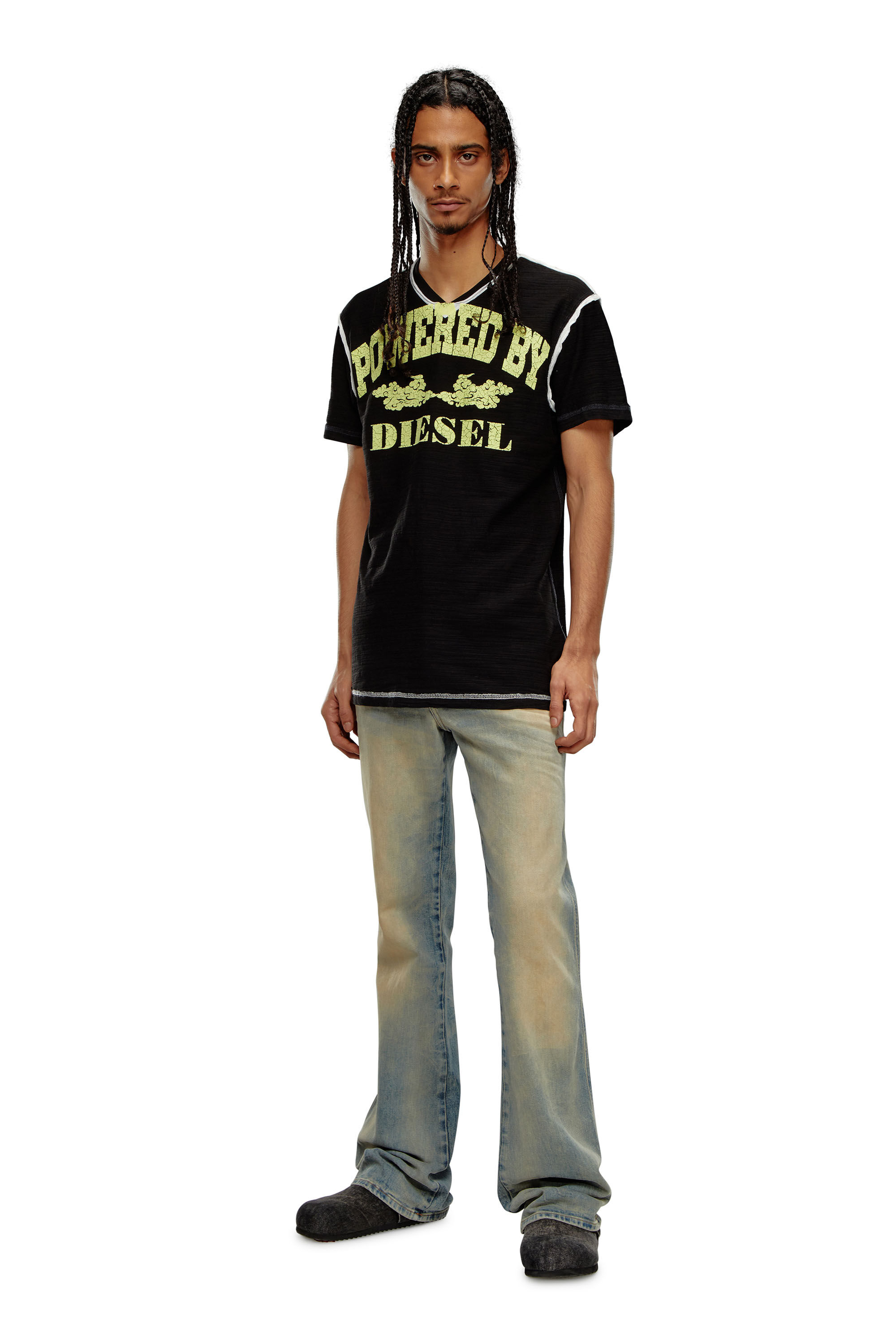 Diesel - T-DIEGOR-V-RAW, Camiseta con cuello en V de tejido slub de revés Hombre in Negro - 1