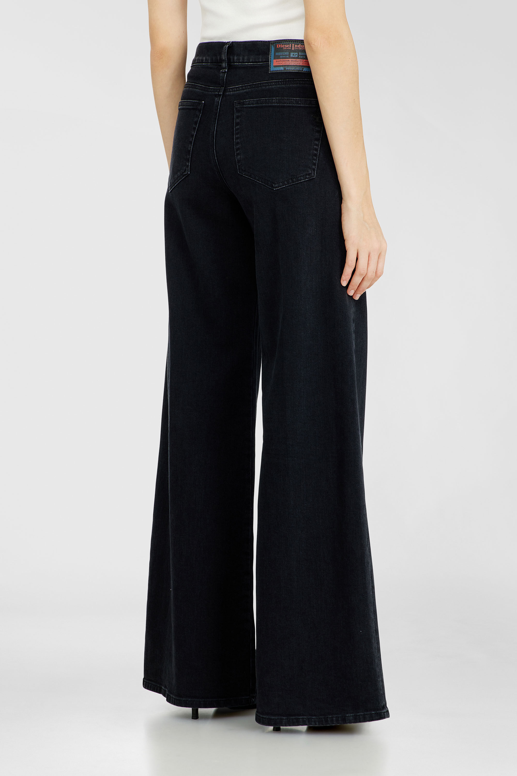 Diesel - Flare Jeans 1978 D-Akemi 09N89 Mujer, Negro/Gris oscuro - 5