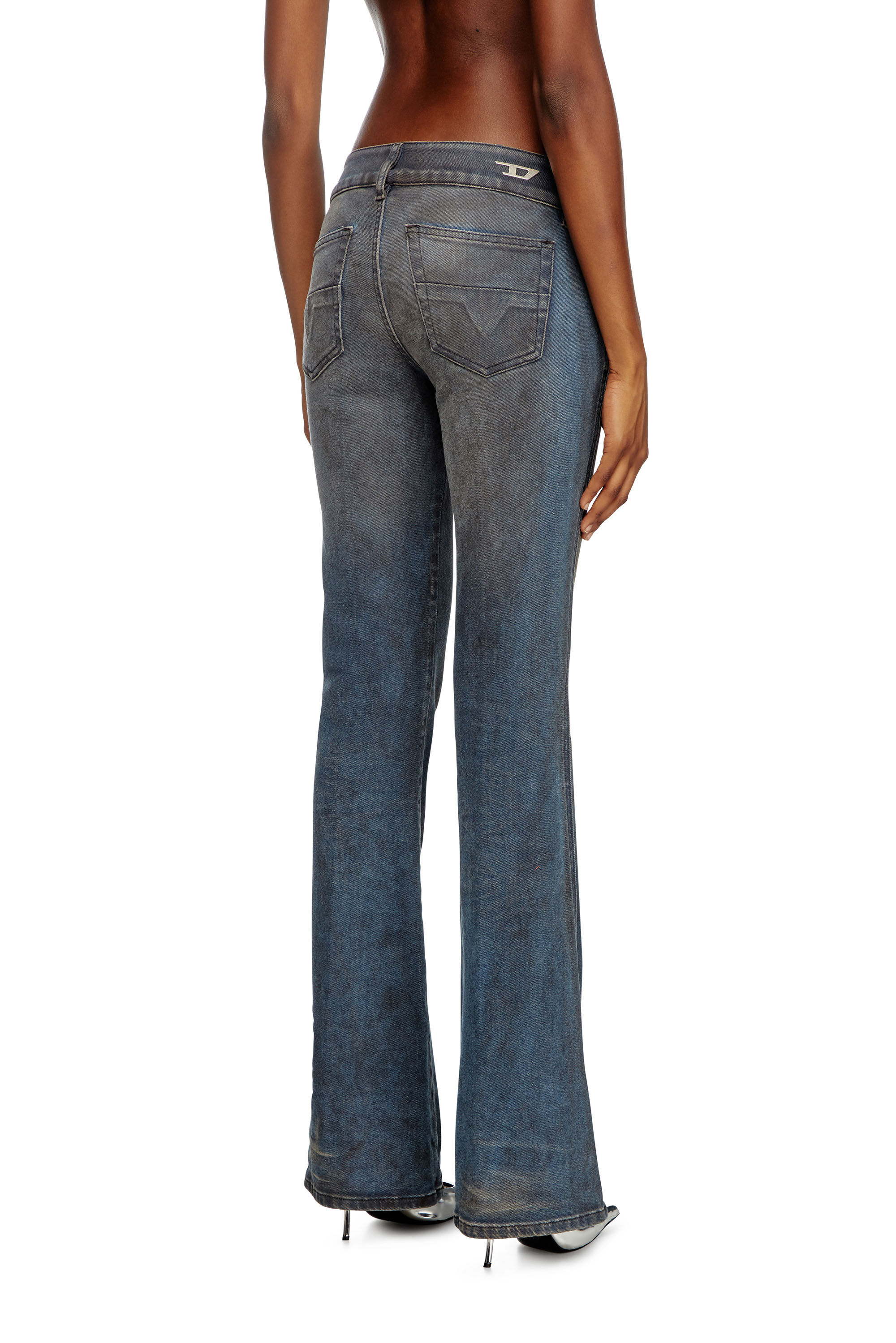 Diesel - Bootcut Jeans D-Hush 09L25 Mujer, Azul medio - 4