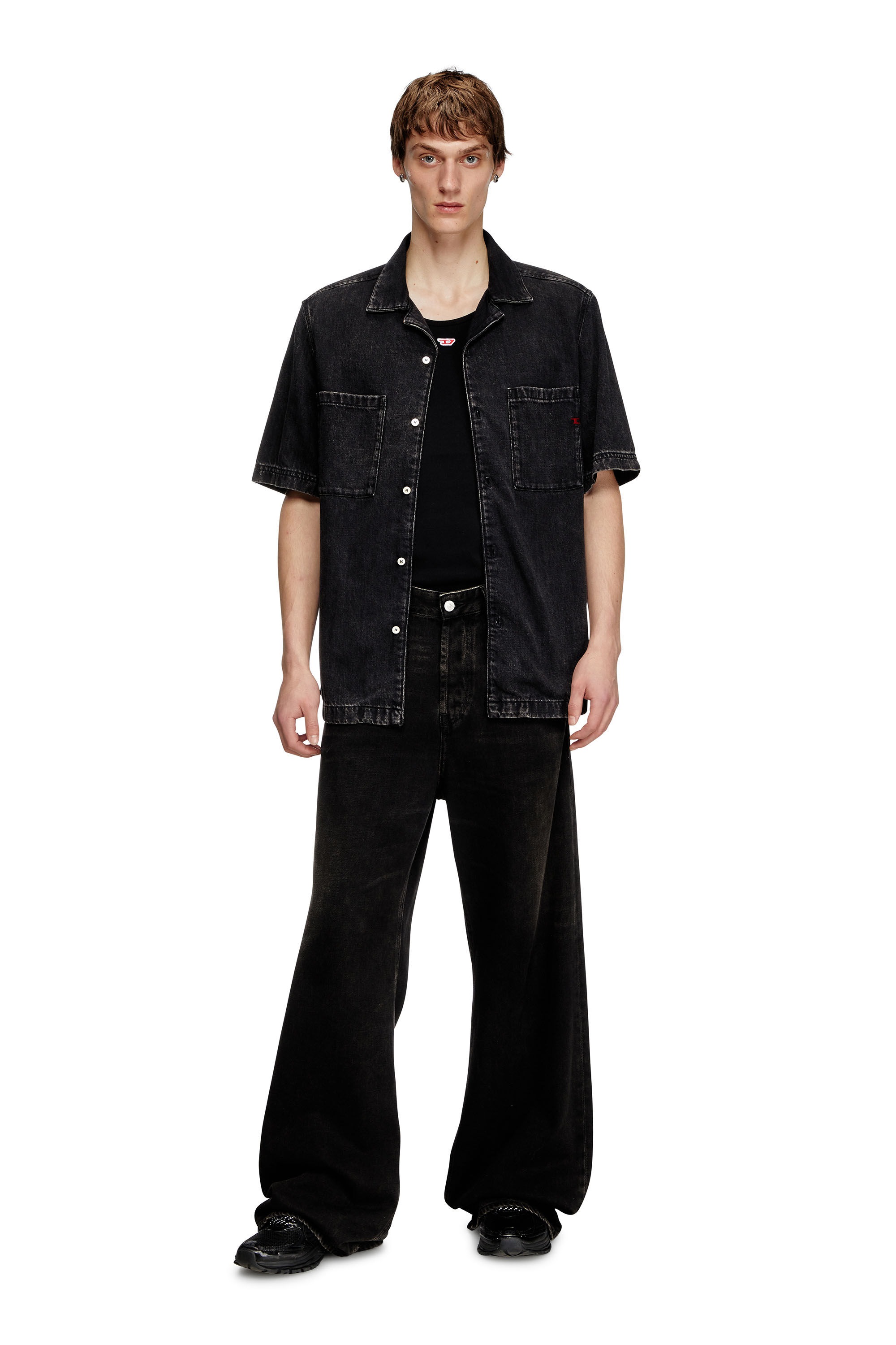 Diesel - D-PAROSHORT, Camisa de bolos en denim de Tencel Hombre in Negro - 1
