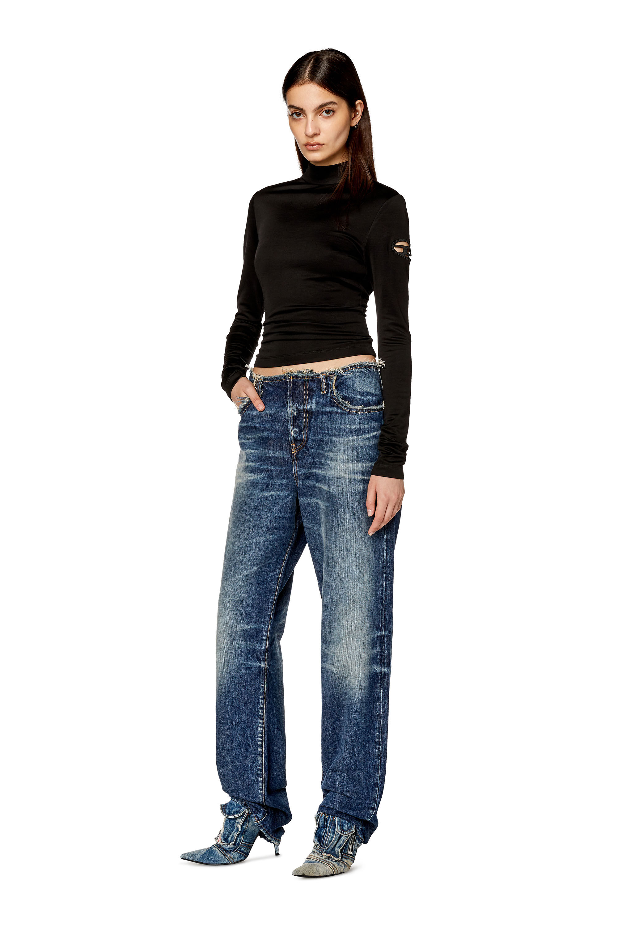 Diesel - T-ASTRA-OD, Camiseta de medio cuello alto de tejido elástico interlock Mujer in Negro - 1