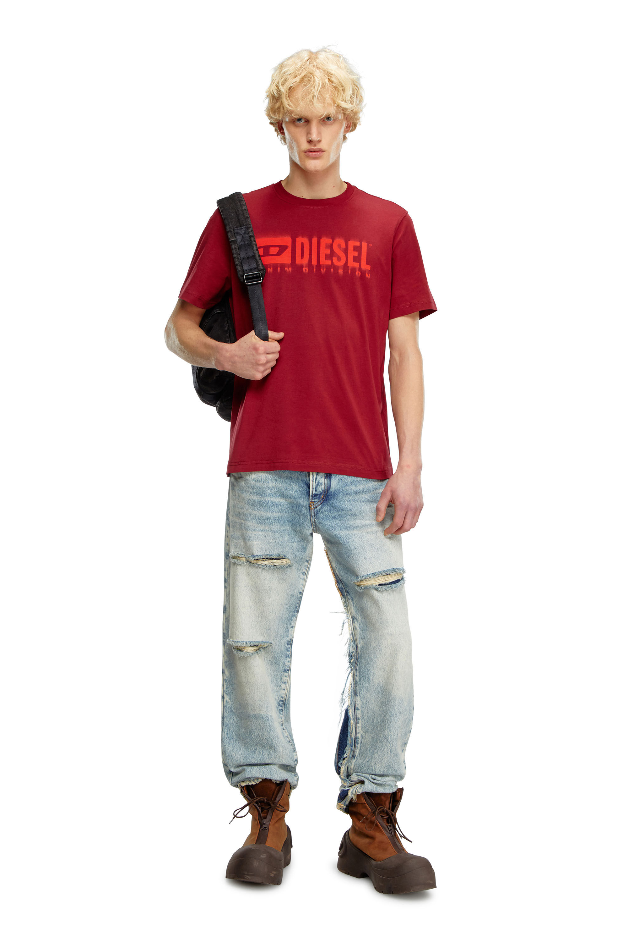 Diesel - T-ADJUST-Q7, Hombre Camiseta con logotipo Diesel borroso in Rojo - Image 1