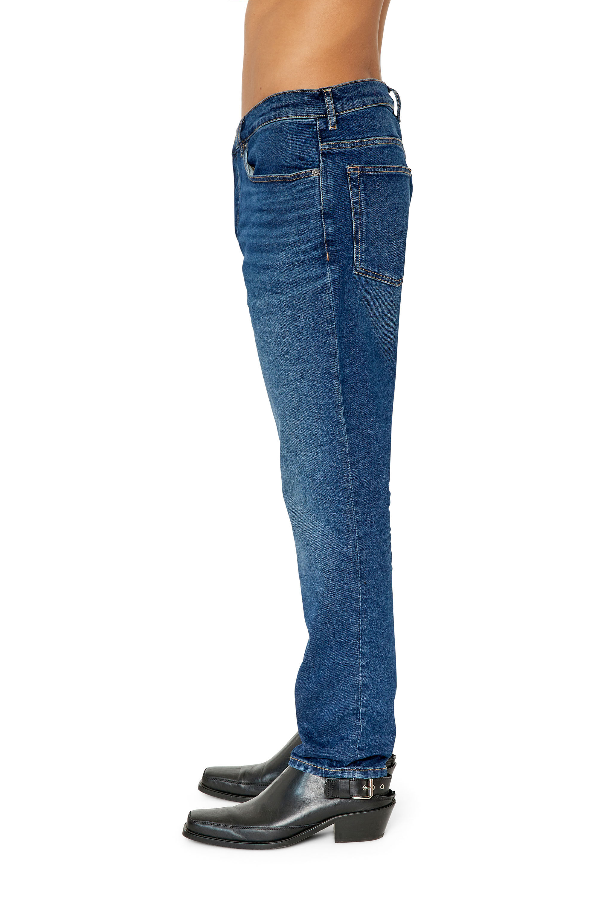 Diesel - 2006 D-Fining 0GYCS Tapered Jeans, Azul Oscuro - Image 5
