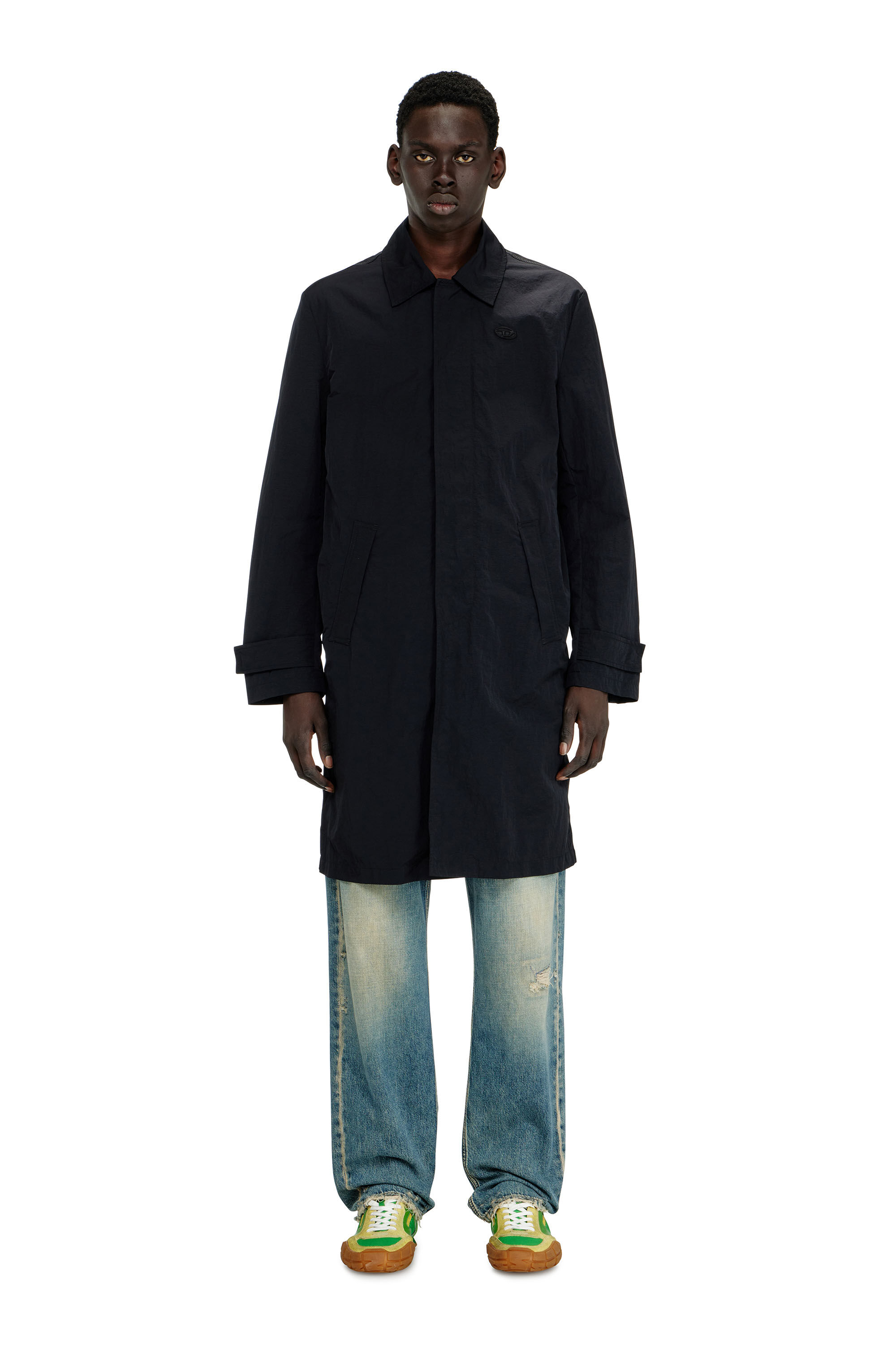 Diesel - J-BURHAT, Abrigo de nailon con acabado arrugado brillante Hombre in Negro - 3