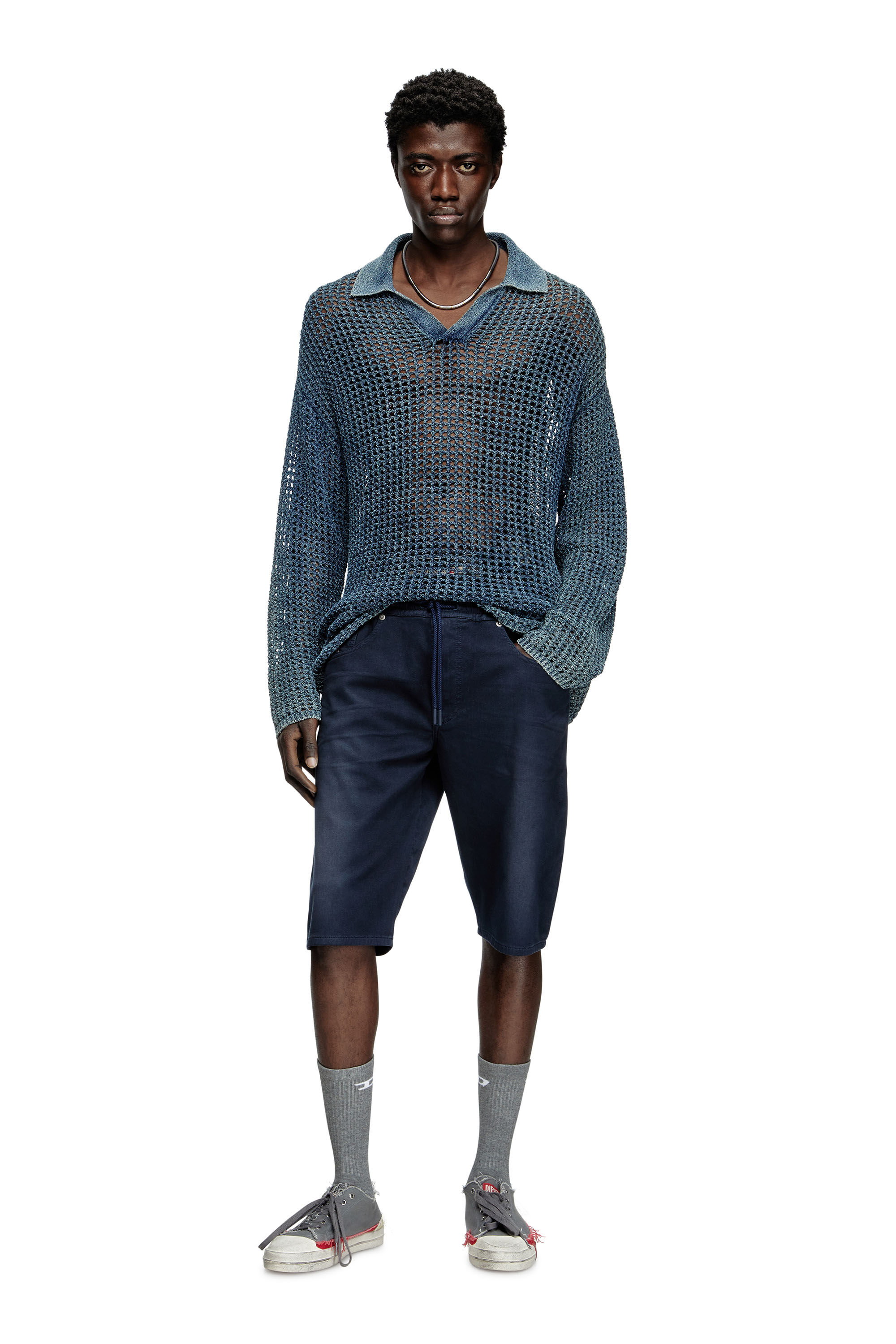 Diesel - 2033 D-KROOLEY-SHORT JOGG, Pantalones cortos chinos en JoggJeans Hombre in Azul marino - 1