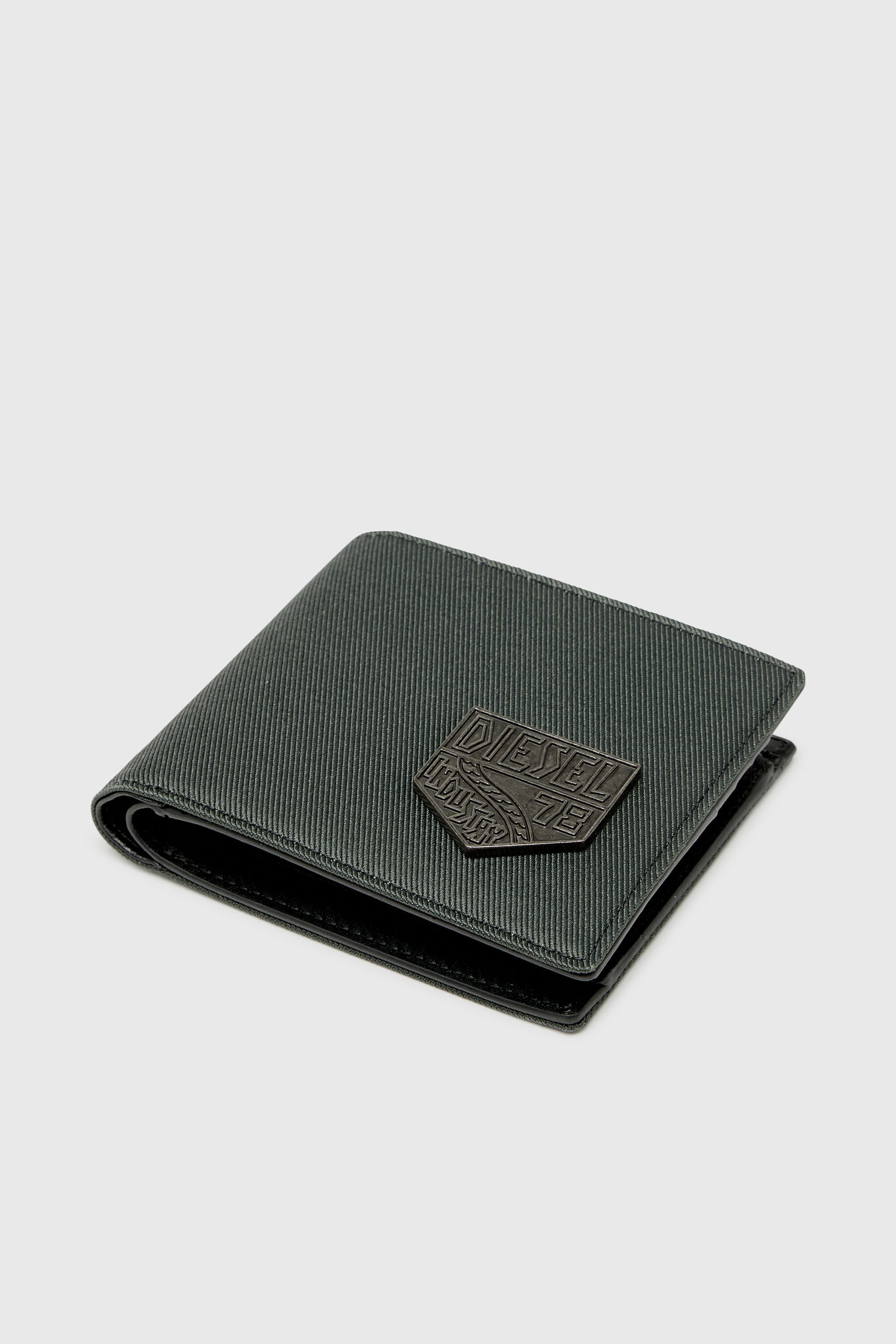 Diesel - D-PACK BI FOLD COIN 3D, Man's Small bi-fold with Diesel patch in Green - 4