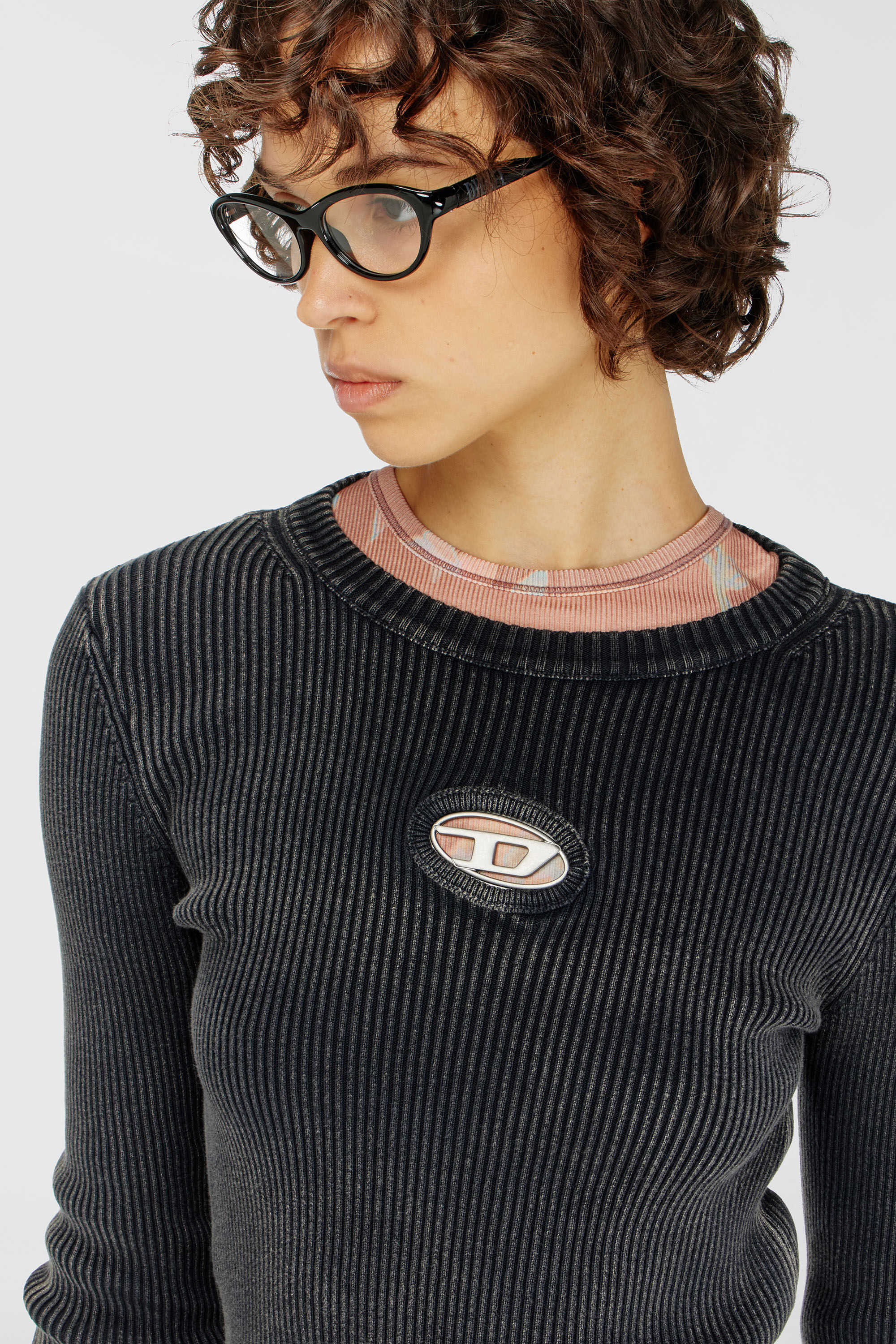 Diesel - M-ANCHOR-A, Jersey corto con logotipo recortado Mujer in Negro - 5