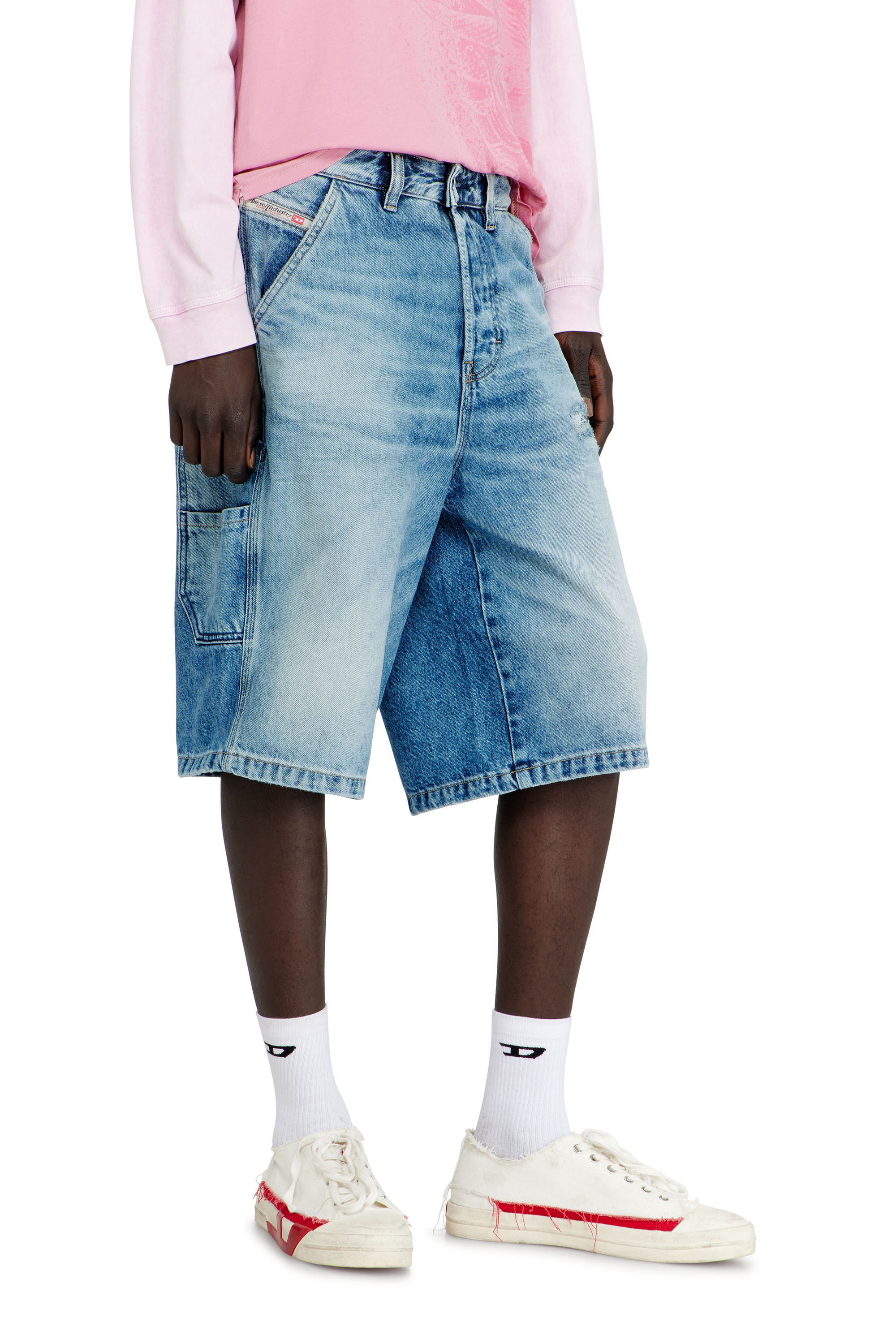 Diesel - D-LIVERY-W-SHORT, Shorts Relaxed en denim fluido con abrasiones Hombre in ToBeDefined - 5