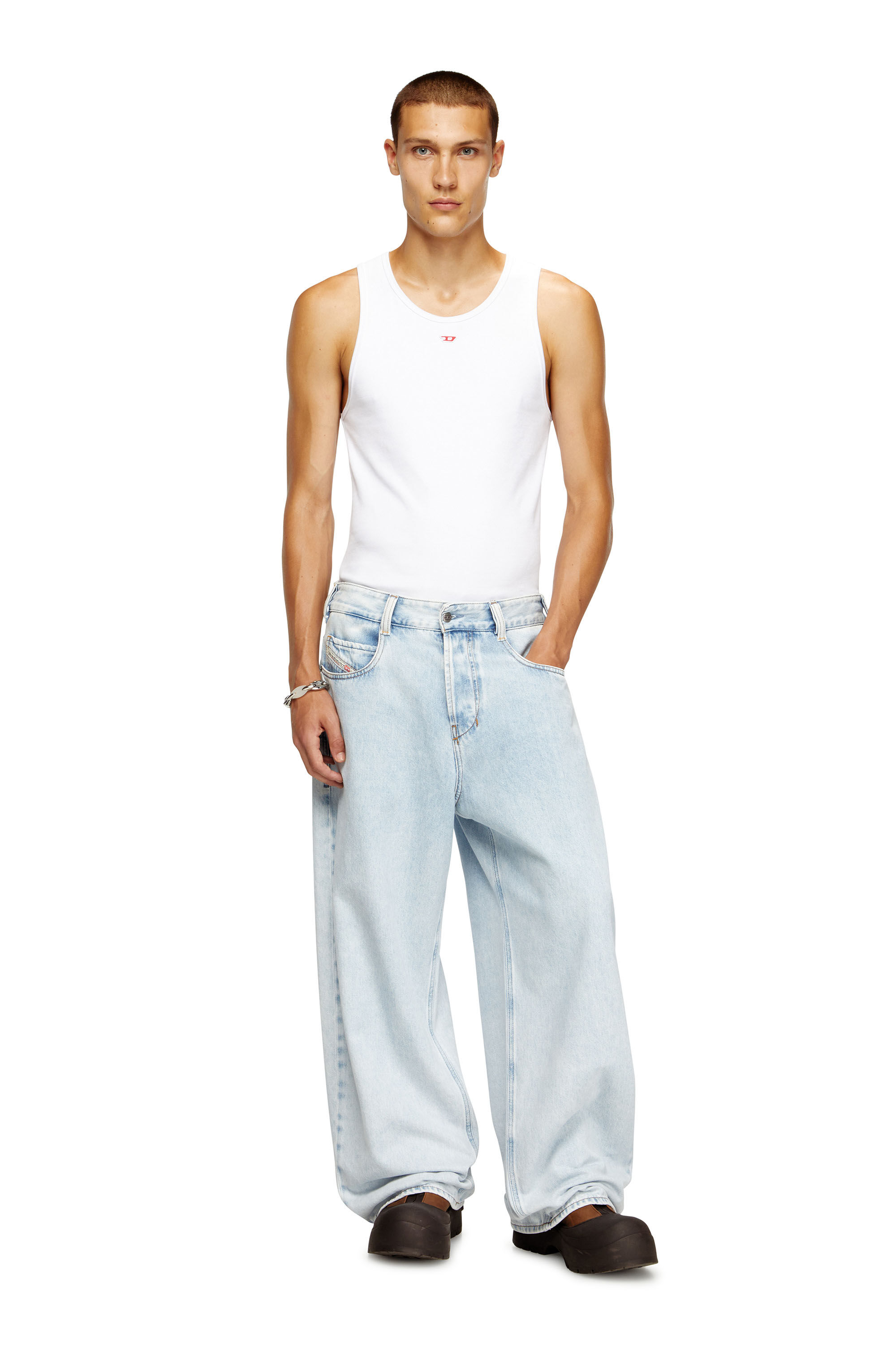 Diesel - T-LIFTY-D, Camiseta sin mangas con mini parche con el logotipo D Hombre in Blanco - 1