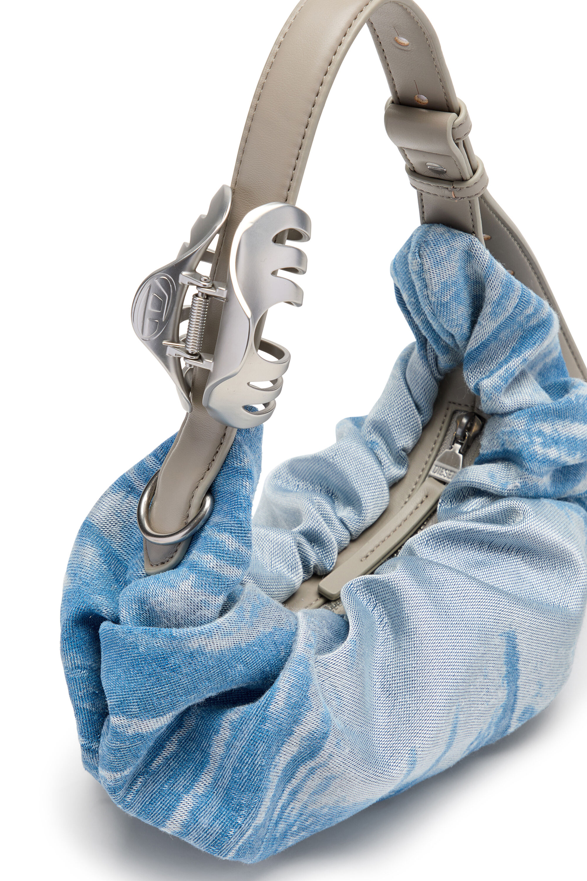 Diesel - GRAB-D HOBO S, Bolso hobo Grab-D-Scrunched en denim satinado Mujer in Azul marino - 5