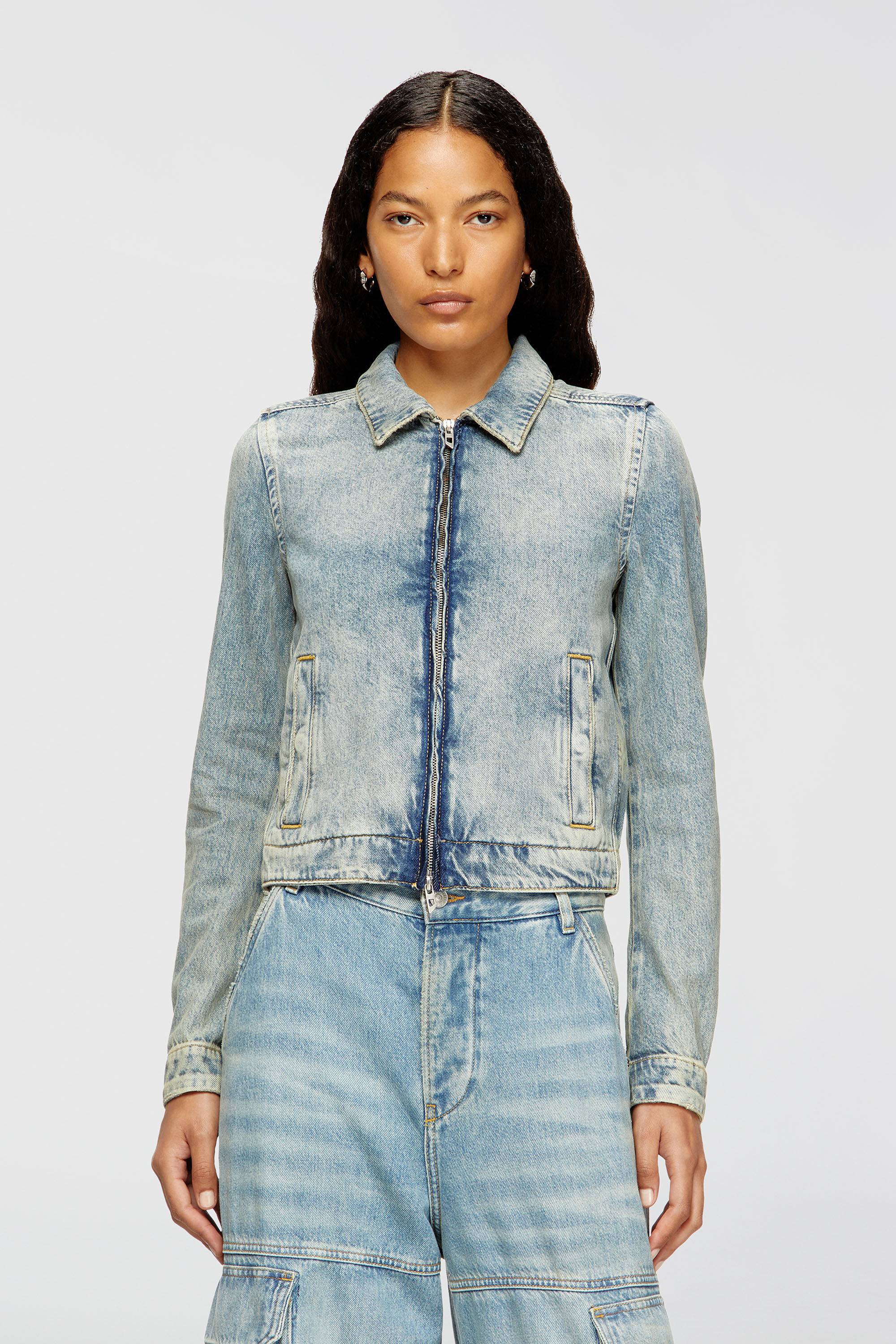 Diesel - DE-CORB, Chaqueta de denim fluido con efecto sucio Mujer in Azul marino - 3