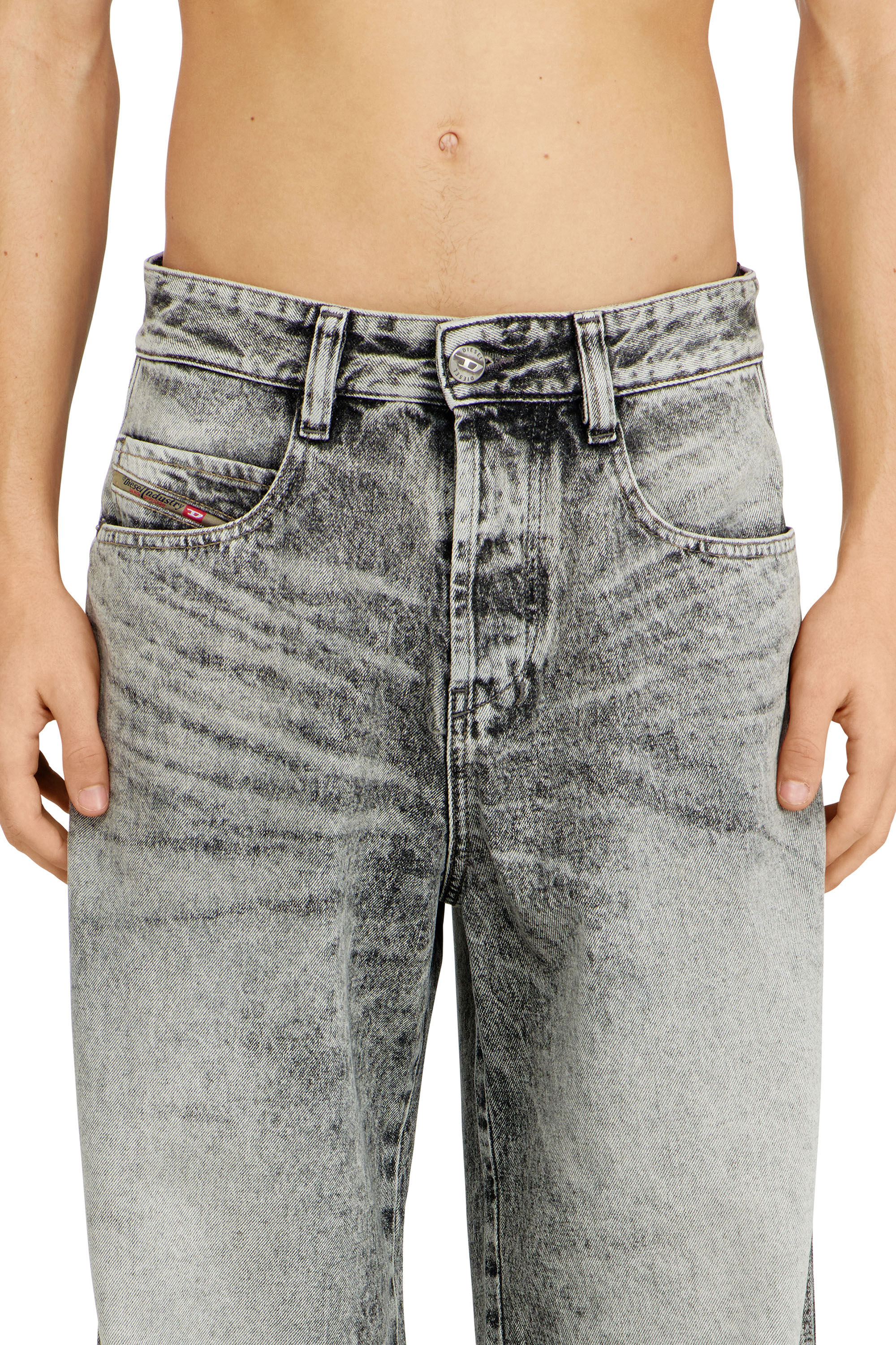 Diesel - Relaxed Jeans 1997 D-Enim-M 09P11 Unisex, Gris Claro - 5
