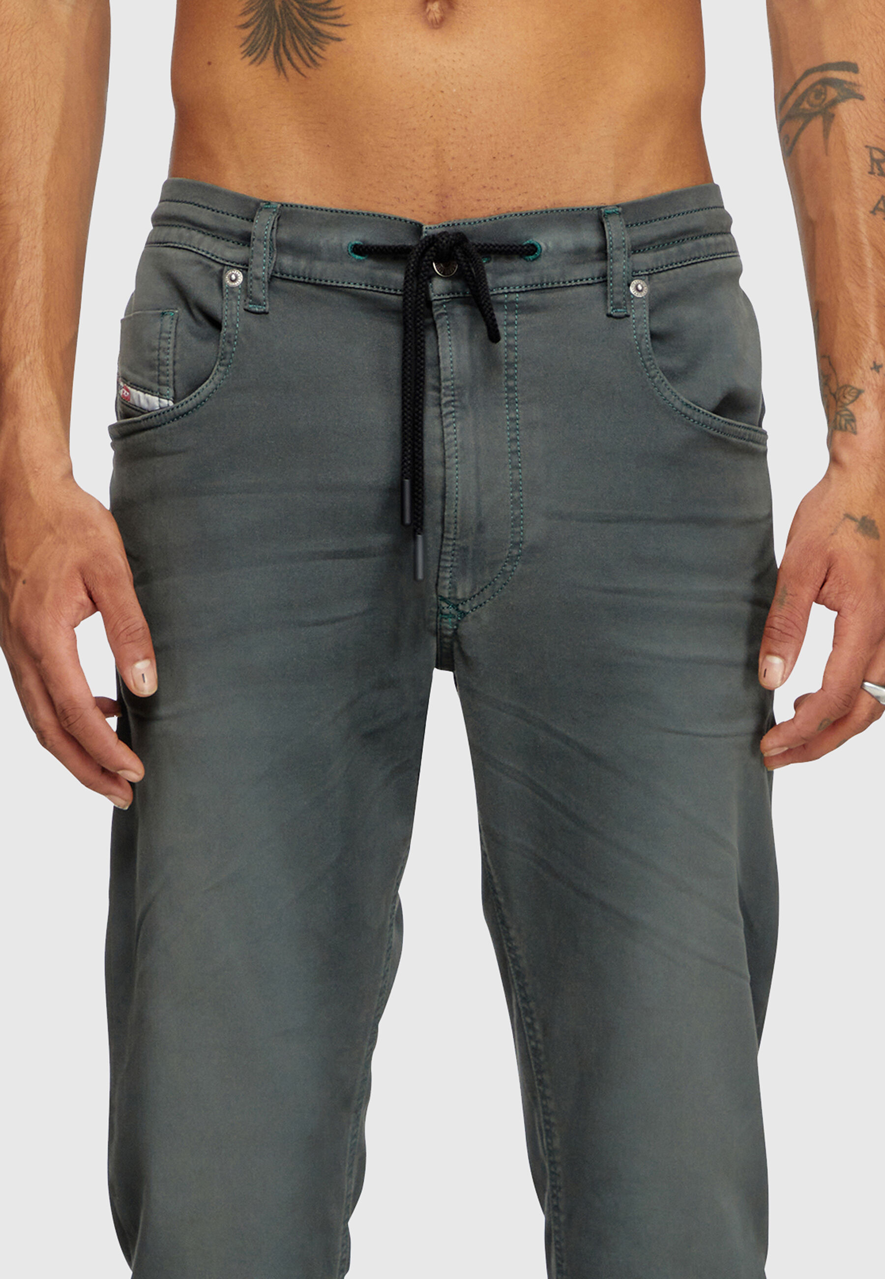 Diesel - Regular 2030 D-Krooley Joggjeans® 0670M Hombre, Gris - 5
