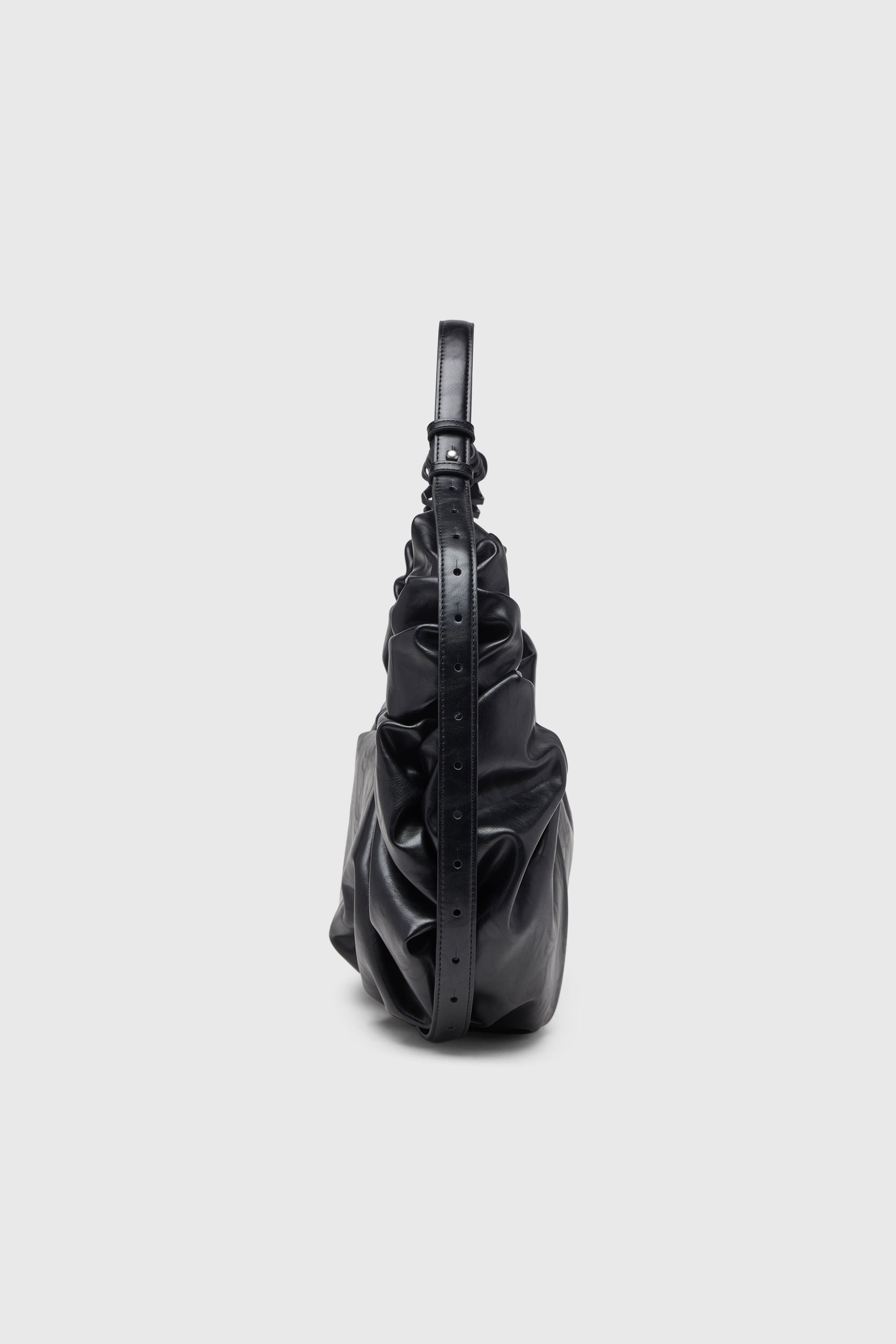 Diesel - GRAB-D HOBO L, Grab-D-Bolso hobo grande arrugado Mujer in Negro - 5