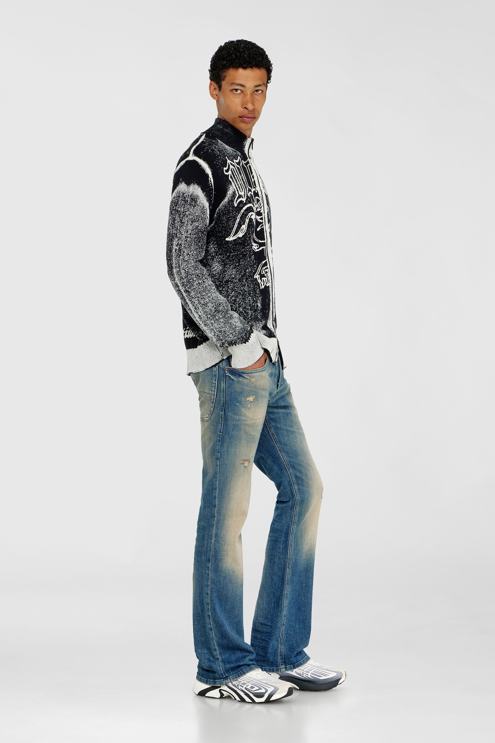 Diesel - Bootcut Jeans 2007 Zatiny 0KBBW Hombre, Azul medio - 2
