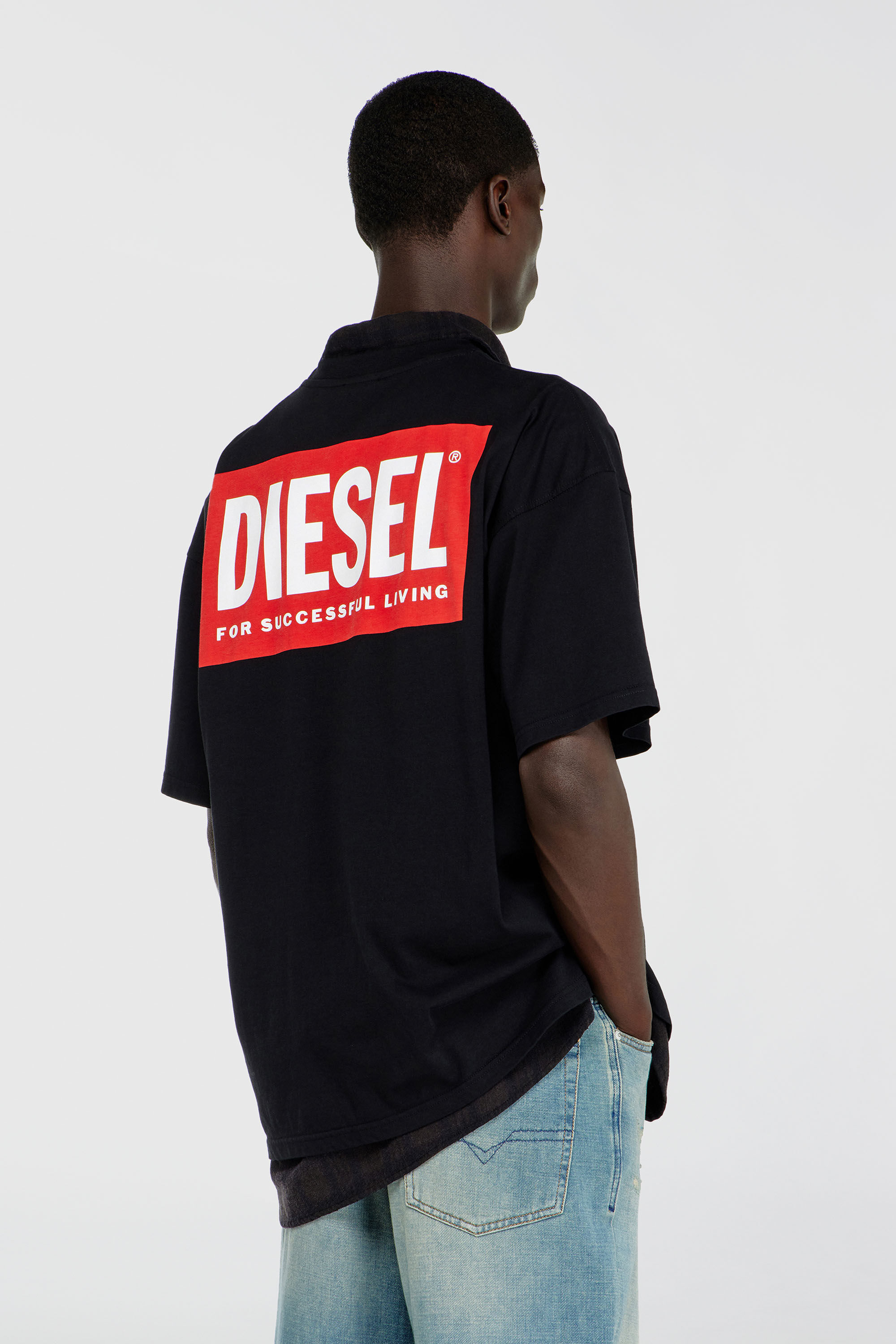 Diesel - T-BOXT-BISK, Camiseta de algod&oacute;n con estampado Diesel Biscotto Hombre in Negro - 4