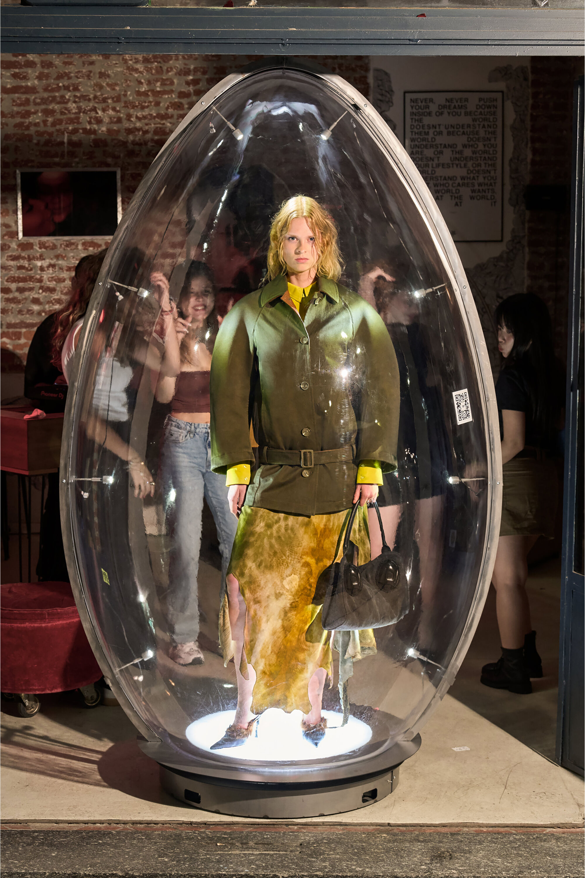 Diesel - O-TORN, Falda larga asim&eacute;trica de sat&eacute;n estampado Mujer in Multicolor - 6