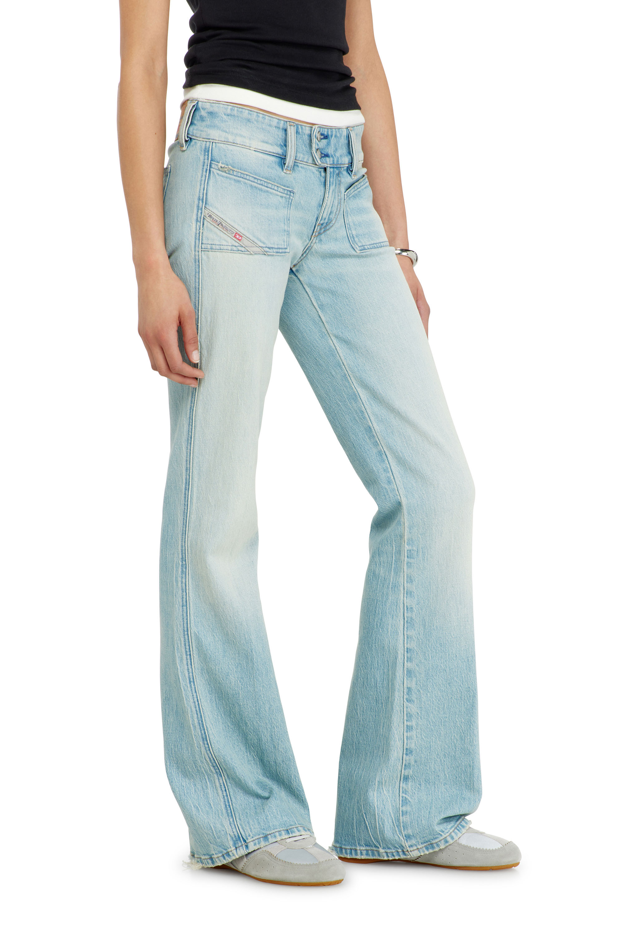 Diesel - Bootcut Jeans D-Hush 0KBBX Mujer, Azul Claro - 7