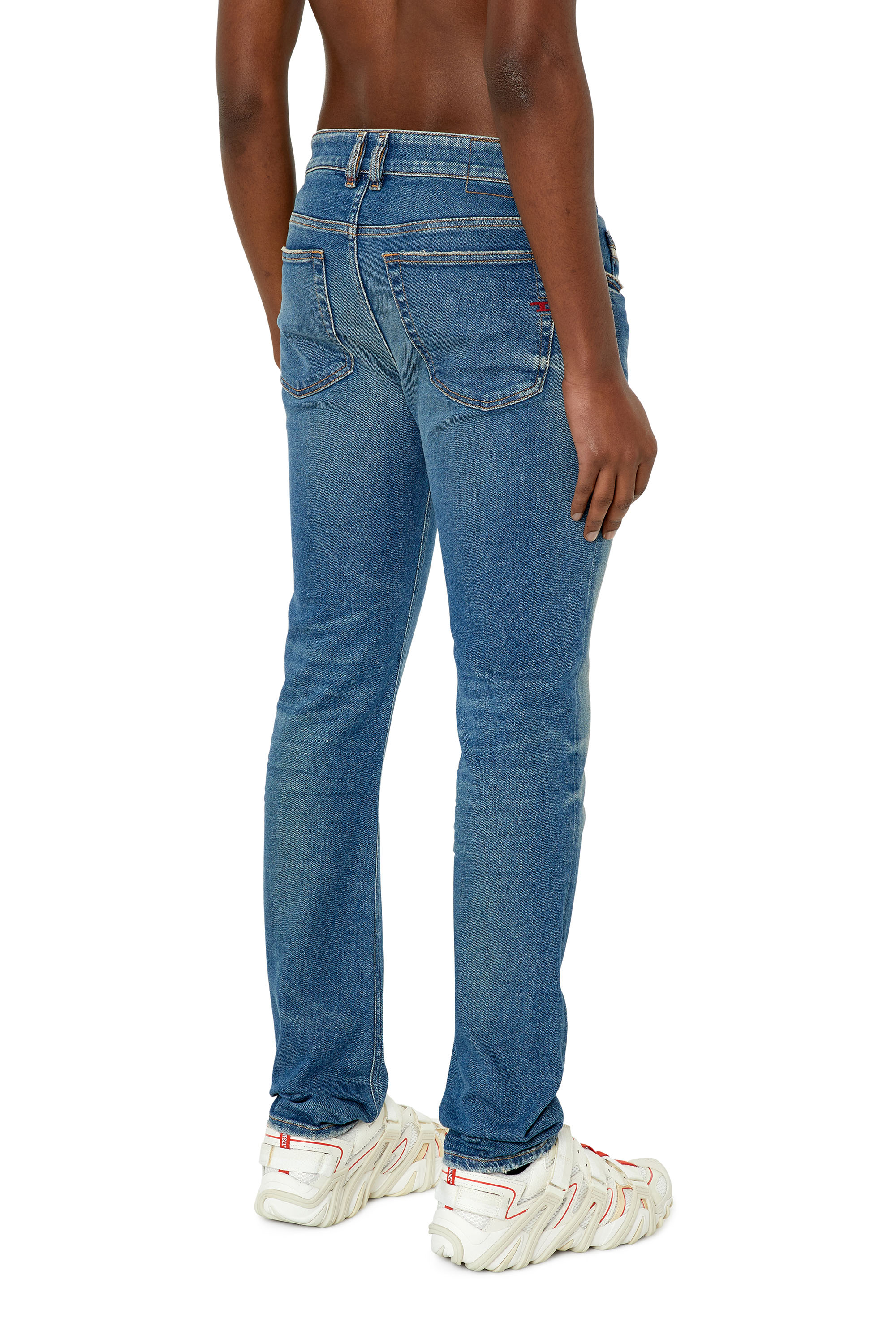 Diesel - 1979 Sleenker 09E88 Skinny Jeans, Azul medio - Image 2