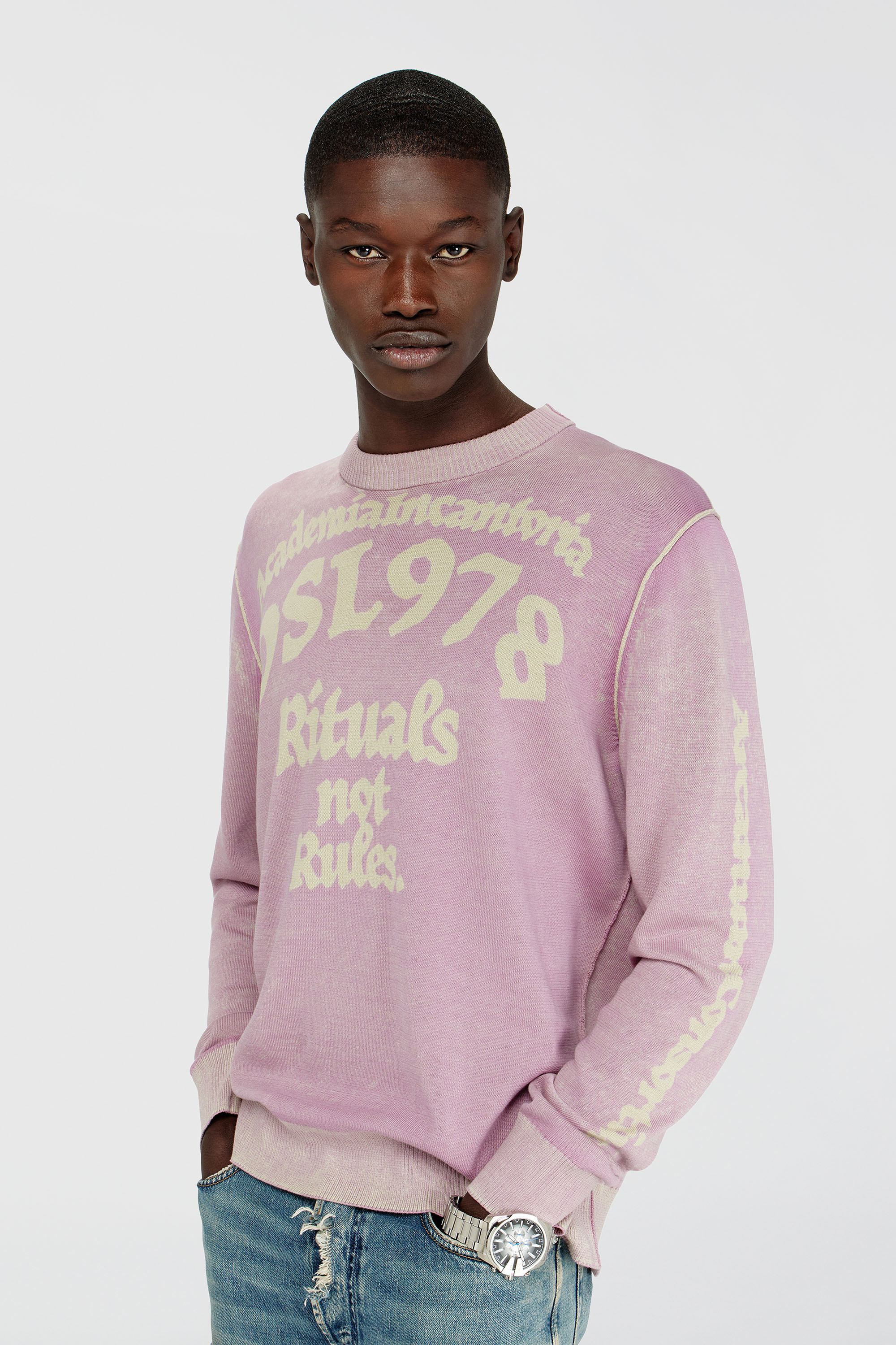 Diesel - K-LAUTI, Jersey de algod&oacute;n tratado con eslogan Hombre in Morado - 5