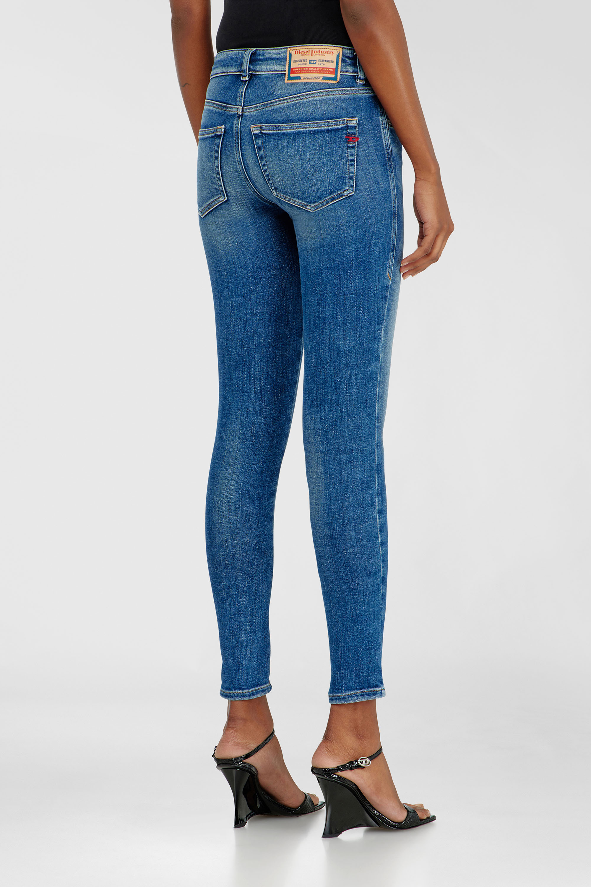 Diesel - Skinny Jeans 2017 Slandy 09P71 Mujer, Azul medio - 5