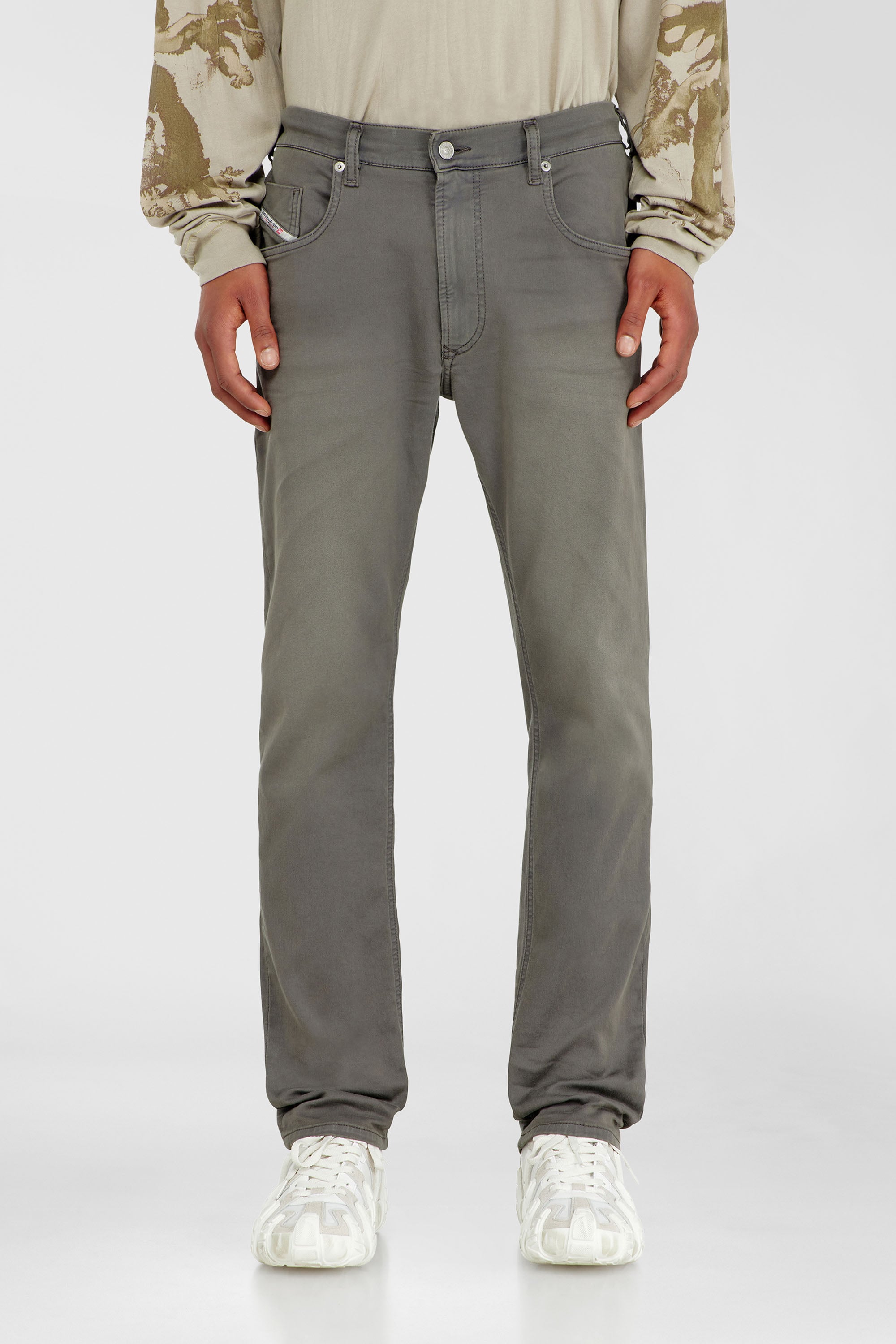 Diesel - Regular 2032 D-Krooley-BW Joggjeans&reg; 0670M Hombre, Gris - 1