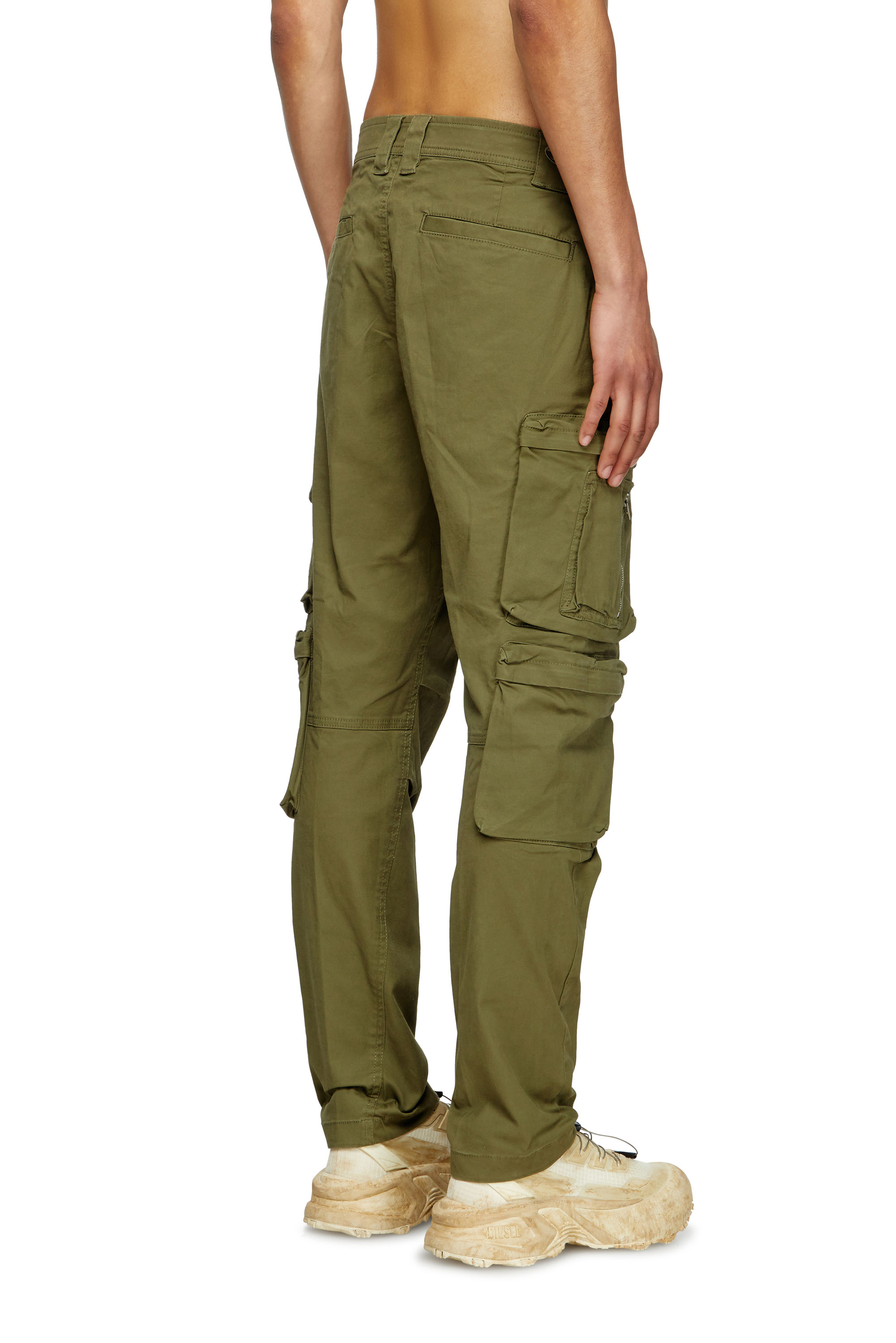 Diesel - P-ARLEM, Pantalones cargo con bolsillo con cremallera Hombre in Verde - 4