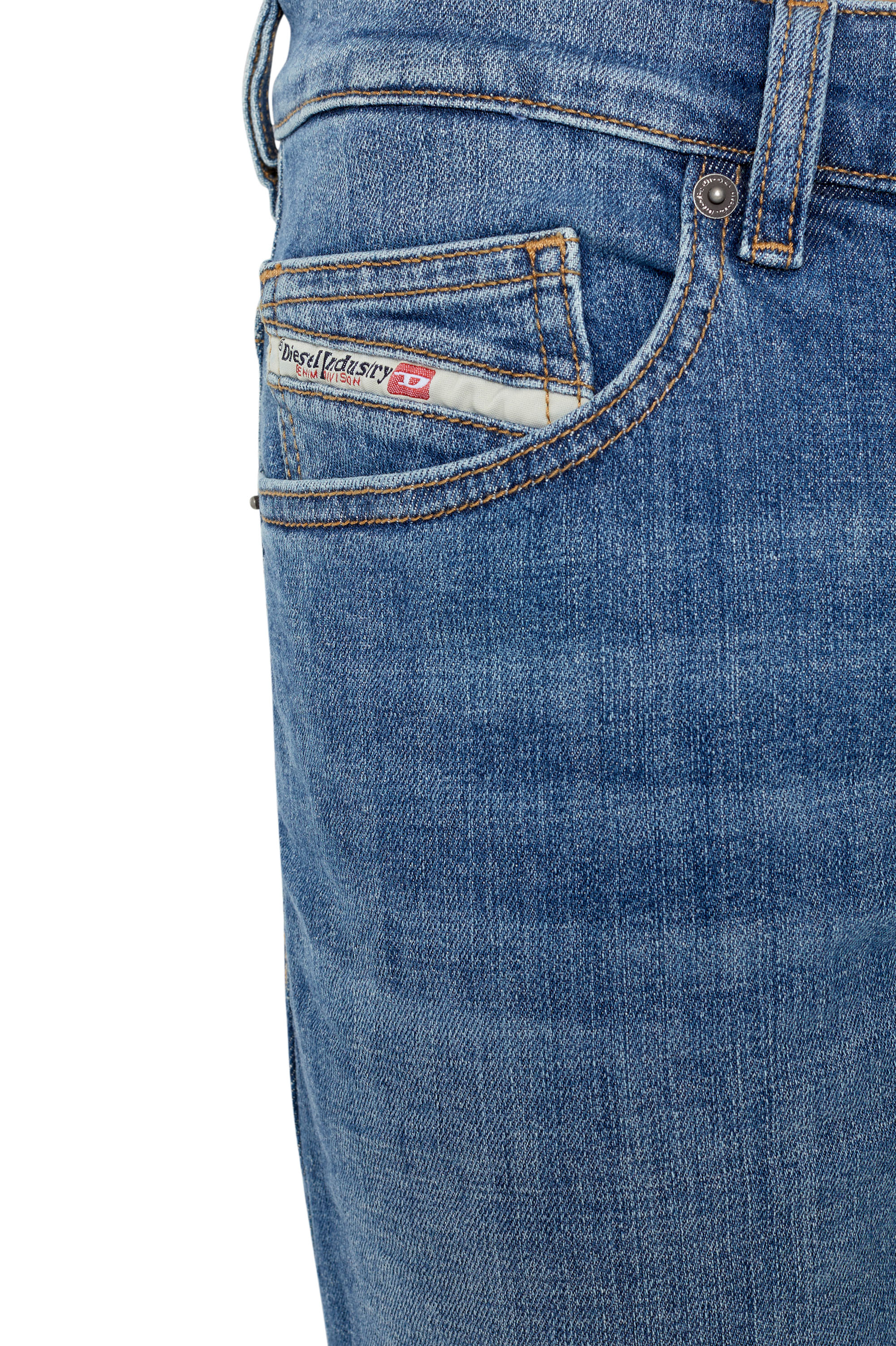 Diesel - D-Luster 0IHAT Slim Jeans, Azul medio - Image 3