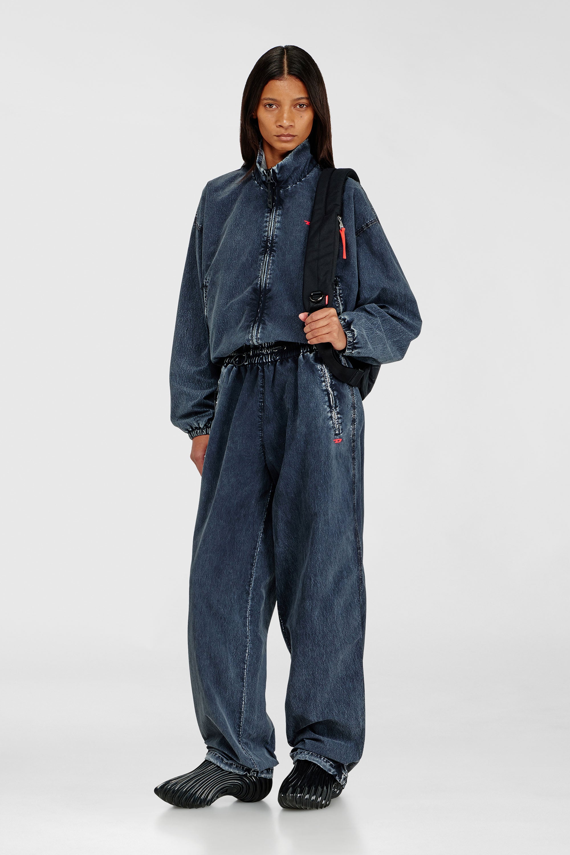 Diesel - P-APYRI, Acid-wash track pants en nylon taslan Mujer in Azul marino - 1