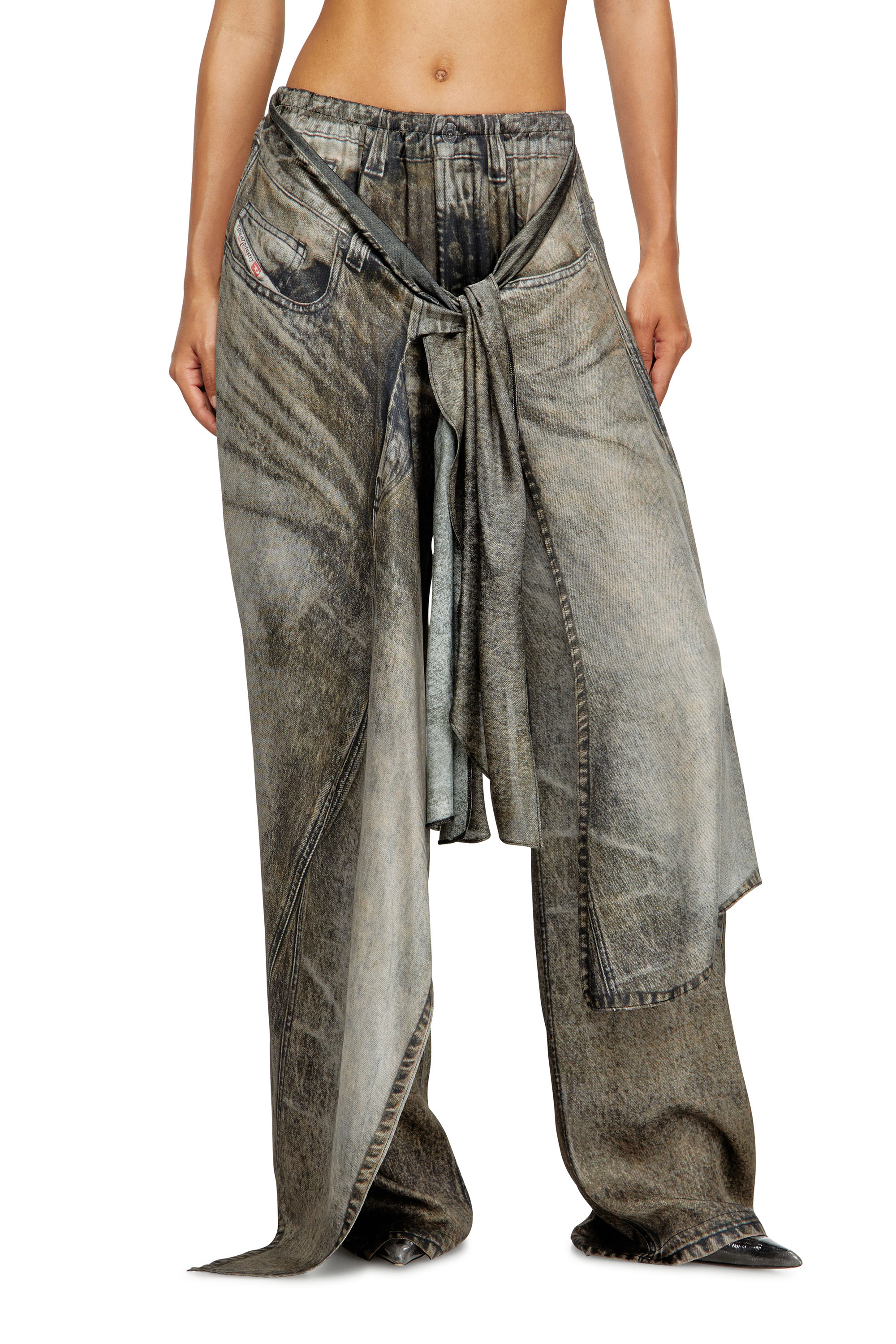 Diesel - P-ALOMA, Pantalones de corte cruzado de viscosa tipo denim Mujer in Gris - 1