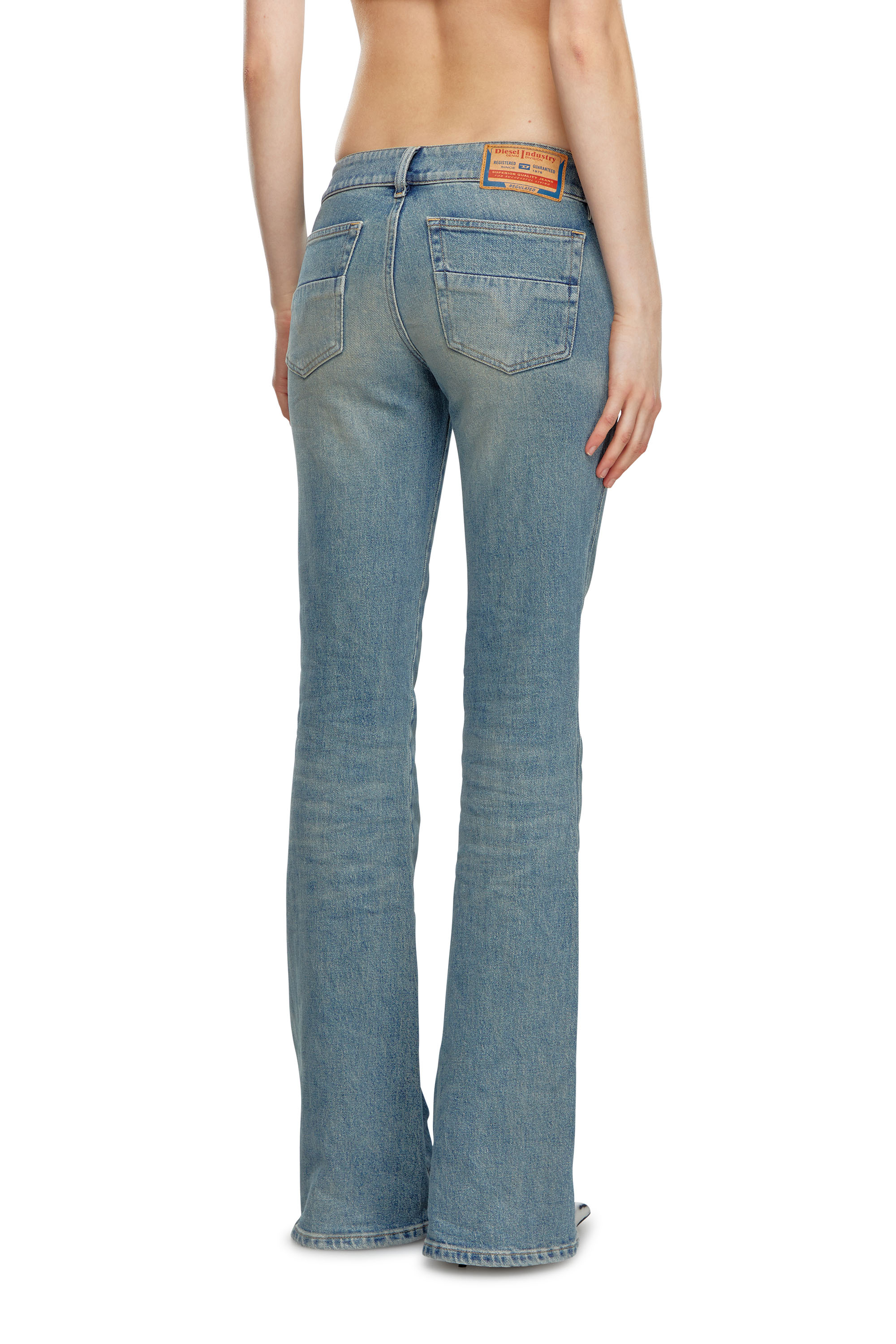 Diesel - Bootcut and Flare Jeans D-Hush 09J55, Azul Claro - Image 4