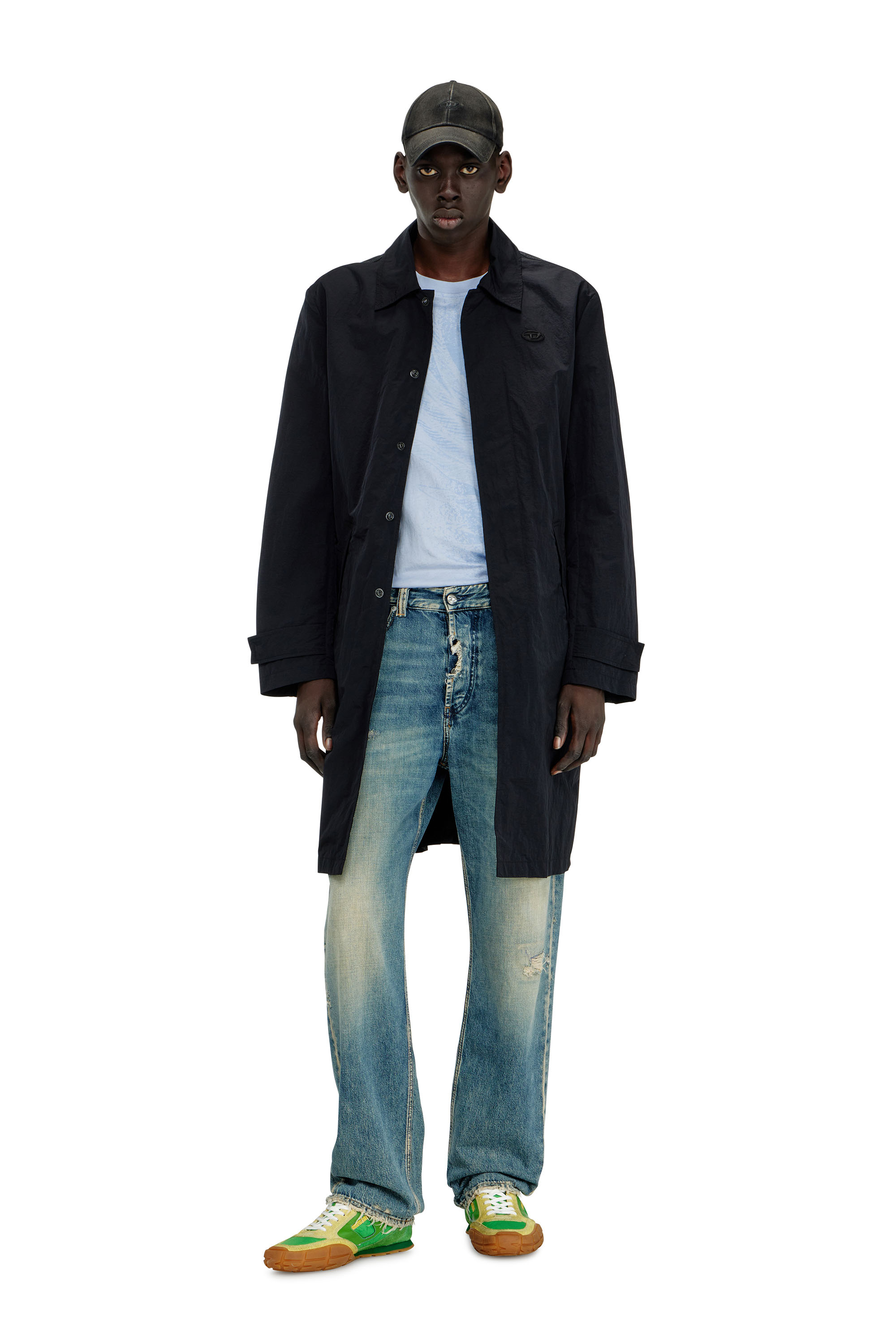 Diesel - J-BURHAT, Abrigo de nailon con acabado arrugado brillante Hombre in Negro - 3