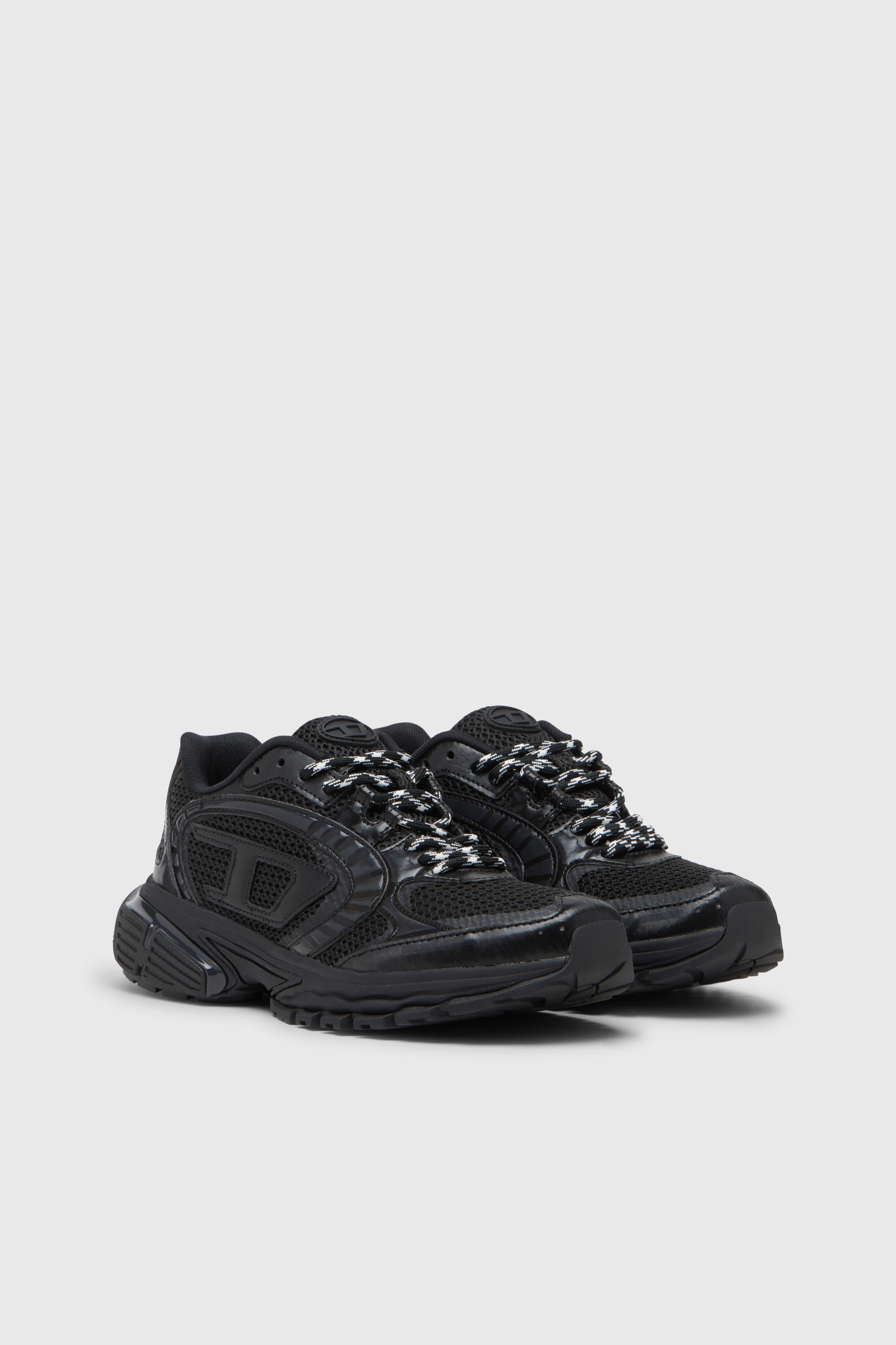 Diesel - S-PRO-V-DENSE LOW W, S-Pro-V-Dense-Zapatillas de malla monocrom&aacute;tica con logotipo Oval D Mujer in Negro - 2