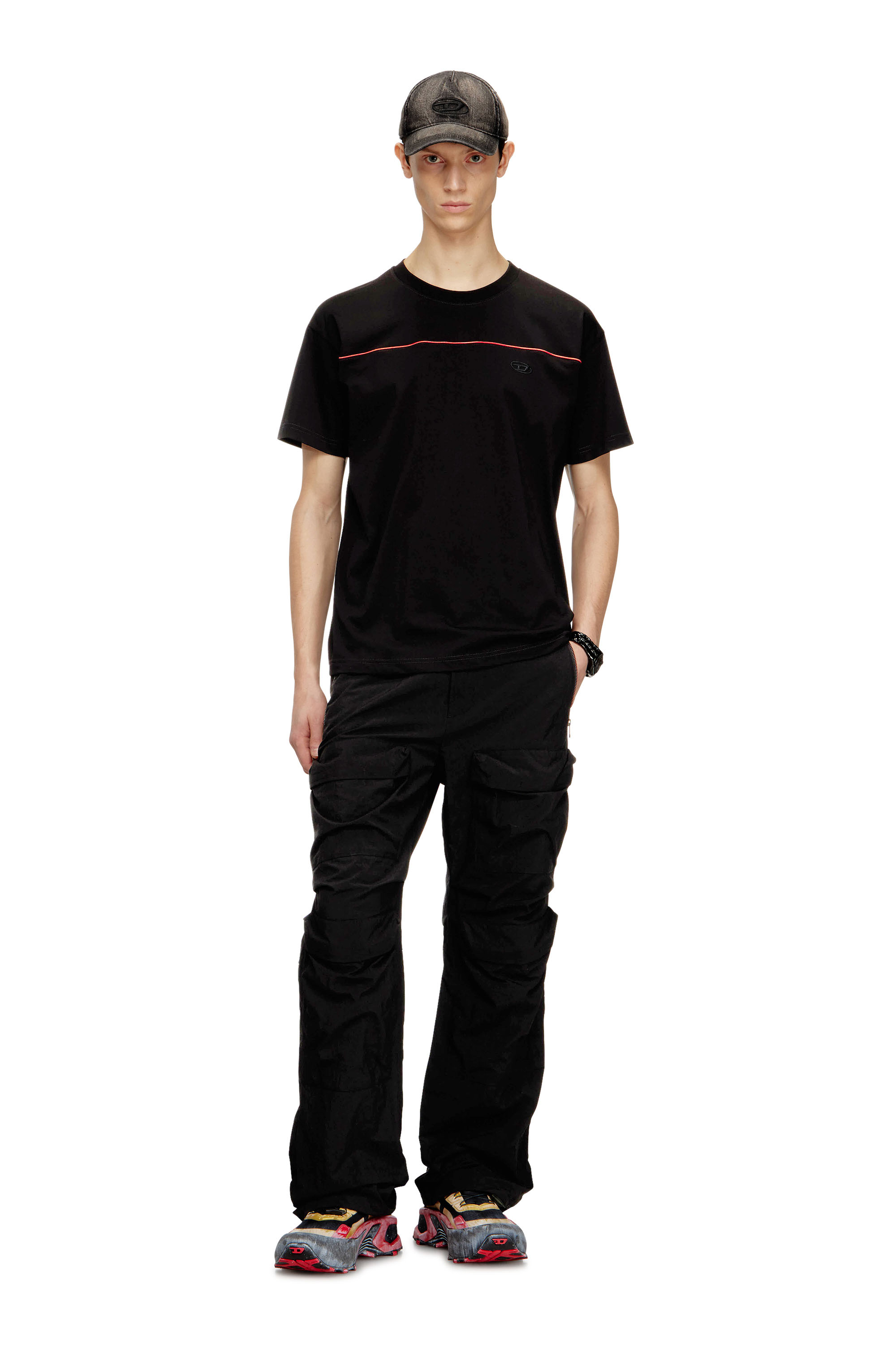 Diesel - T-NORM-PIPING, Camiseta con ribete en contraste Hombre in Negro - 2